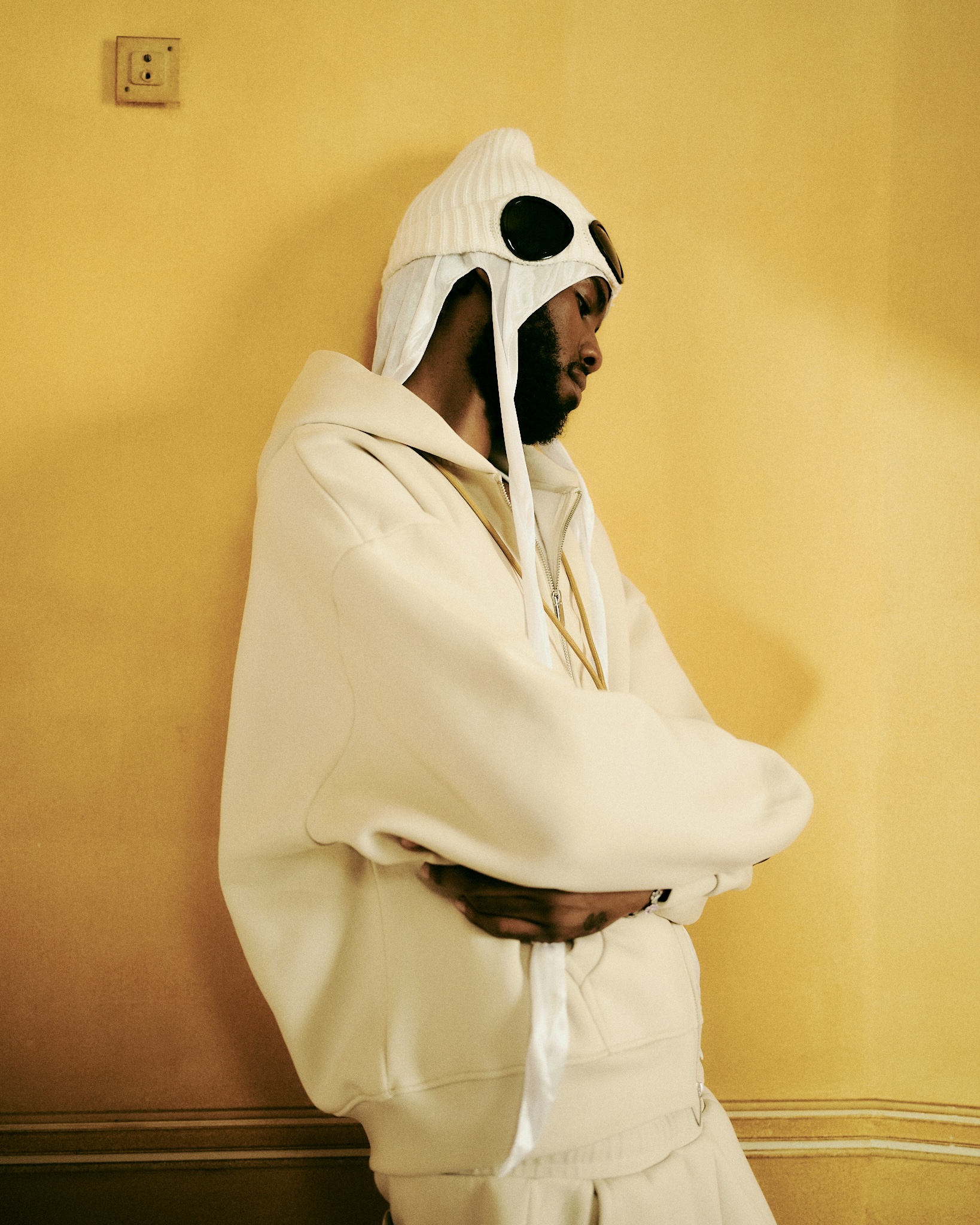 Basement Magazine: Sainte 