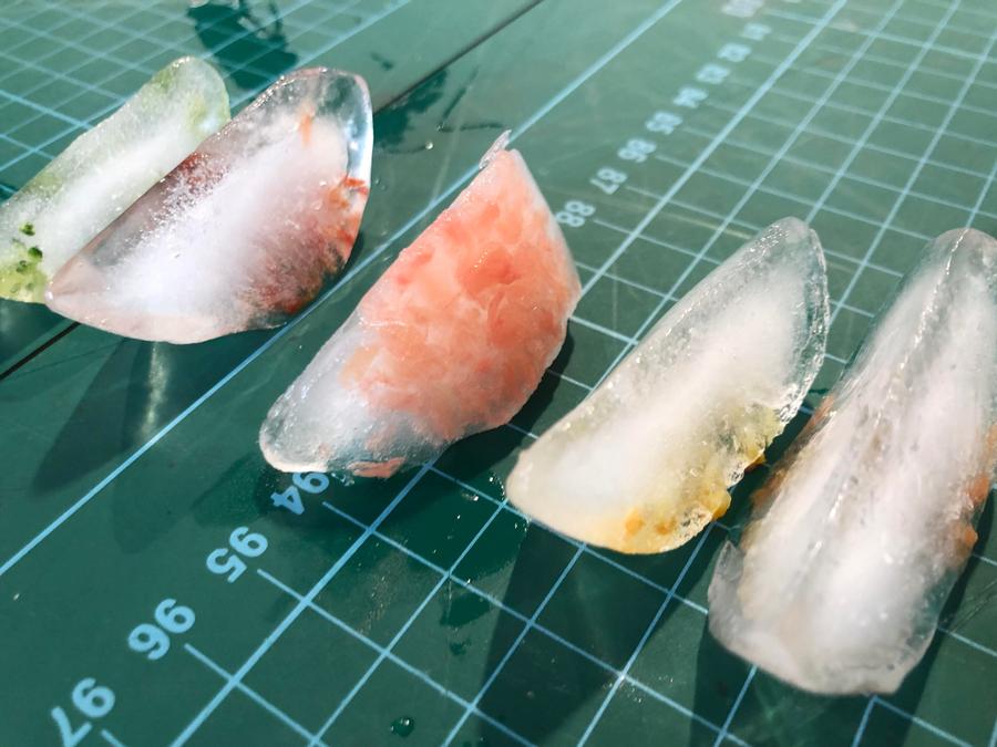 Different examples of clementine pieces - prototype