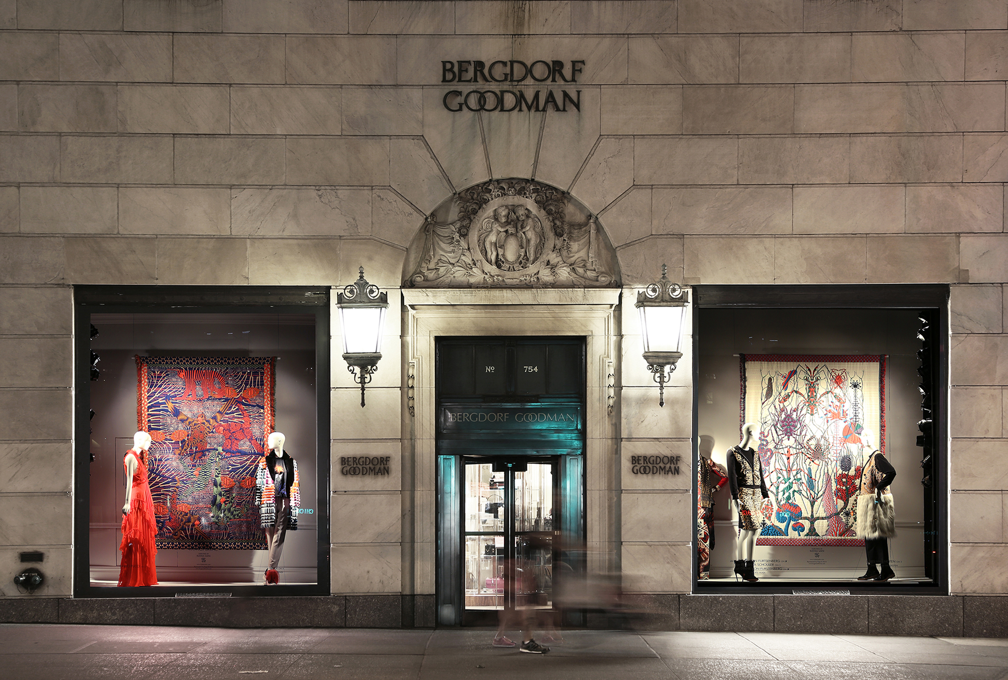 Retail Focus - VM: Bergdorf Goodman's windows on Fifth