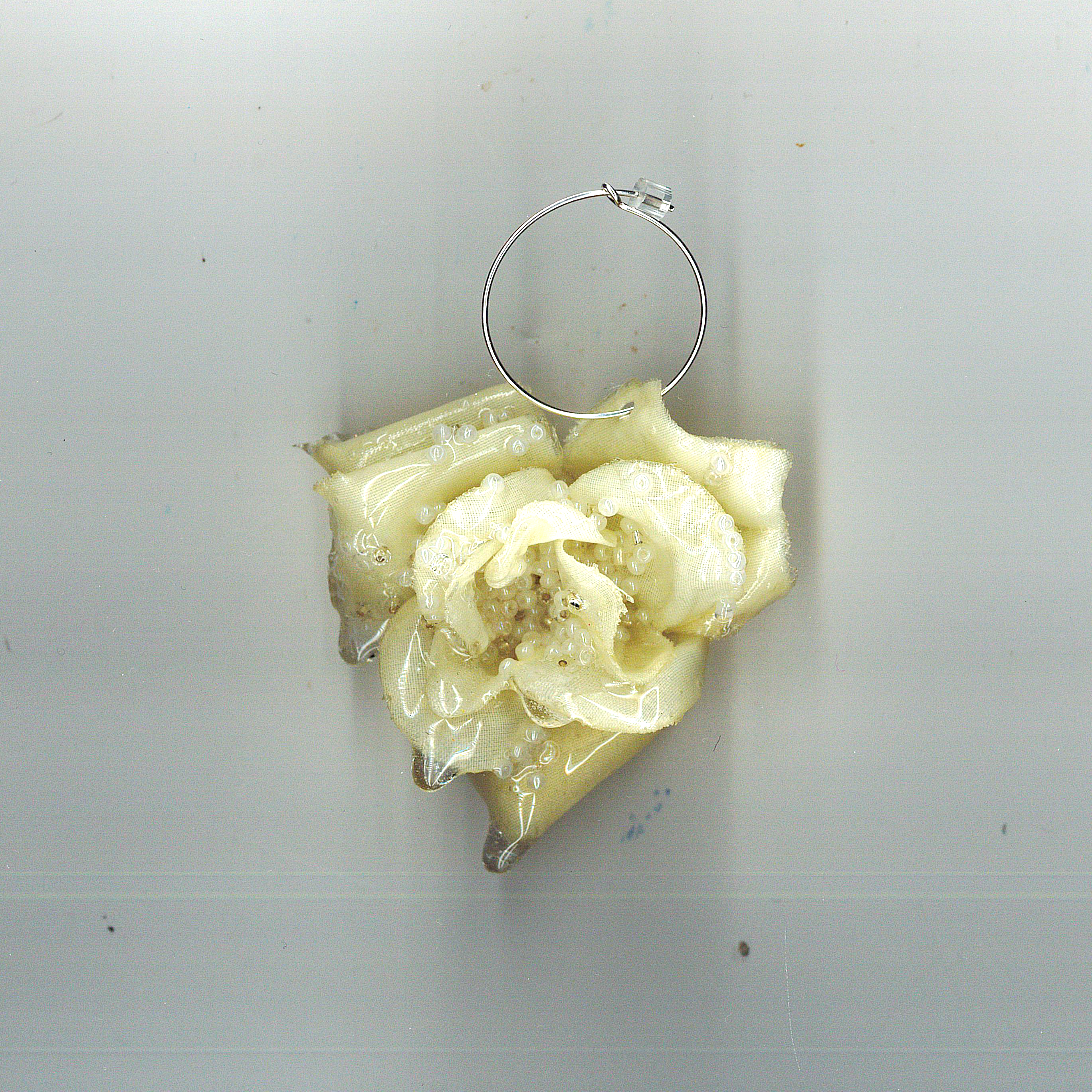 0100-00 DRIPPY HOOP | 210 sek/pc