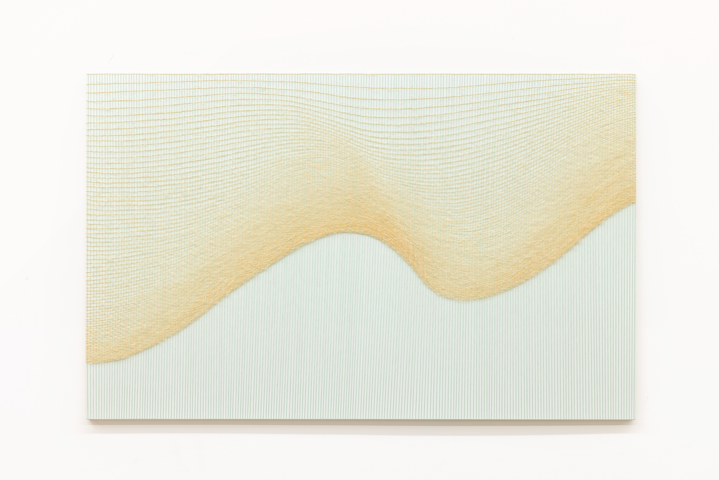 미미 정Gentle Persuasion, 2022모헤어, 면, 페인트 패널40 x 64 x 1¼ 인치101.6 x 162.6 x 3.2 센치