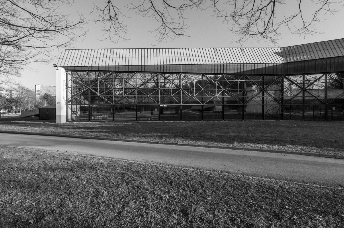Zimsko kopali&scaron;če v Tivoliju, Ljubljana / 1973, Fedja Ko&scaron;ir