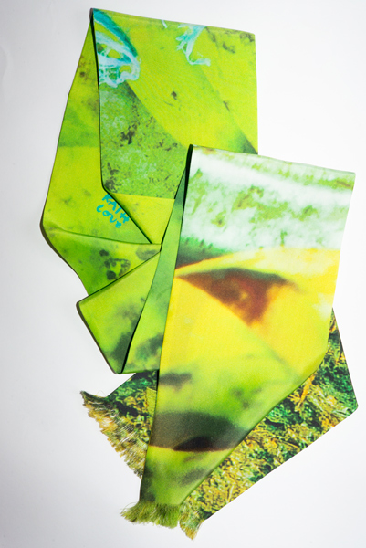 BANANAS / 16x200cm / 100% Habotai Silk