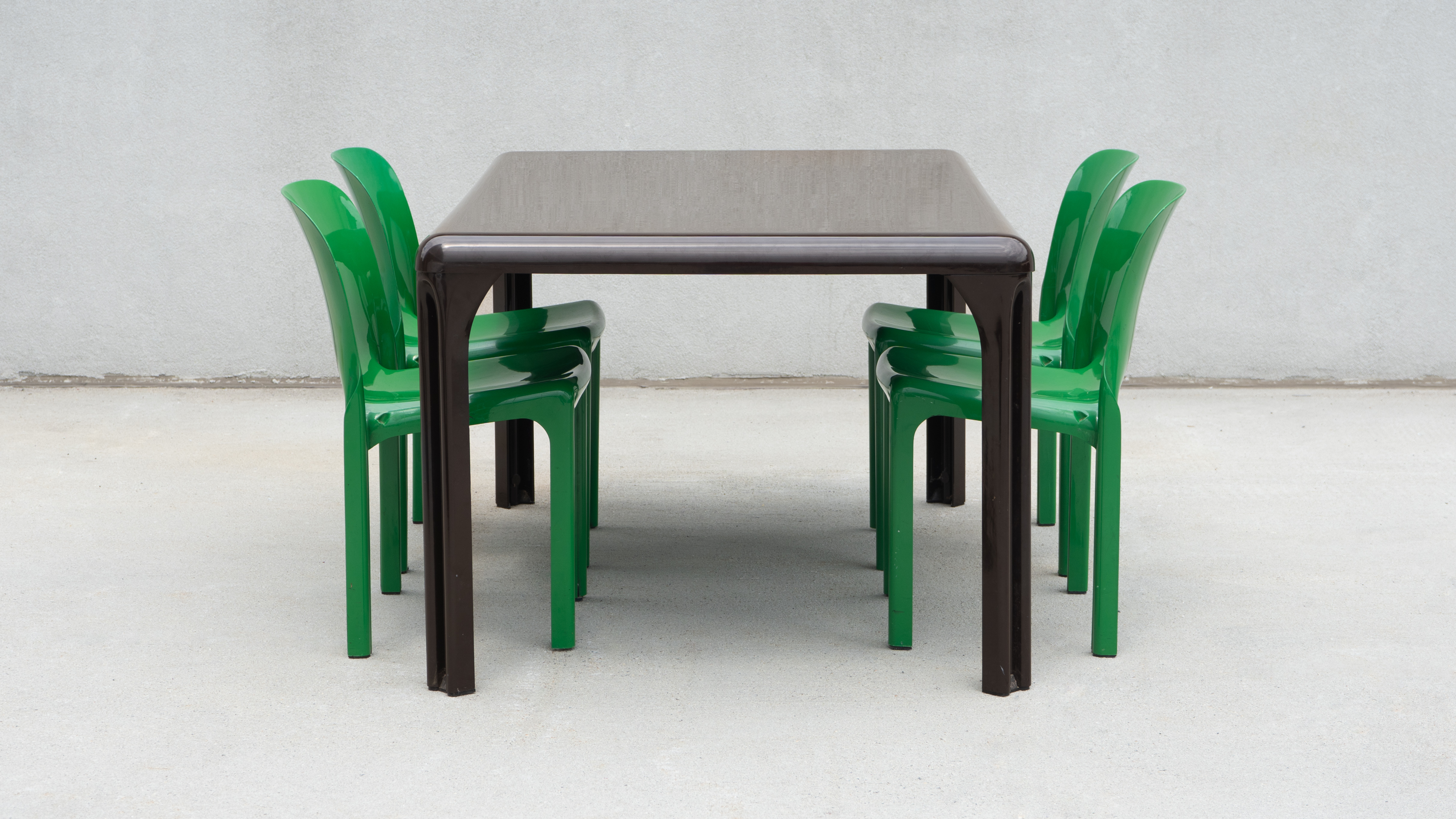 Stadio 150 table for sale Artemide Vico Magistretti sweeter fat rare space age furniture for sale 1970s furniture rental New York City Brooklyn