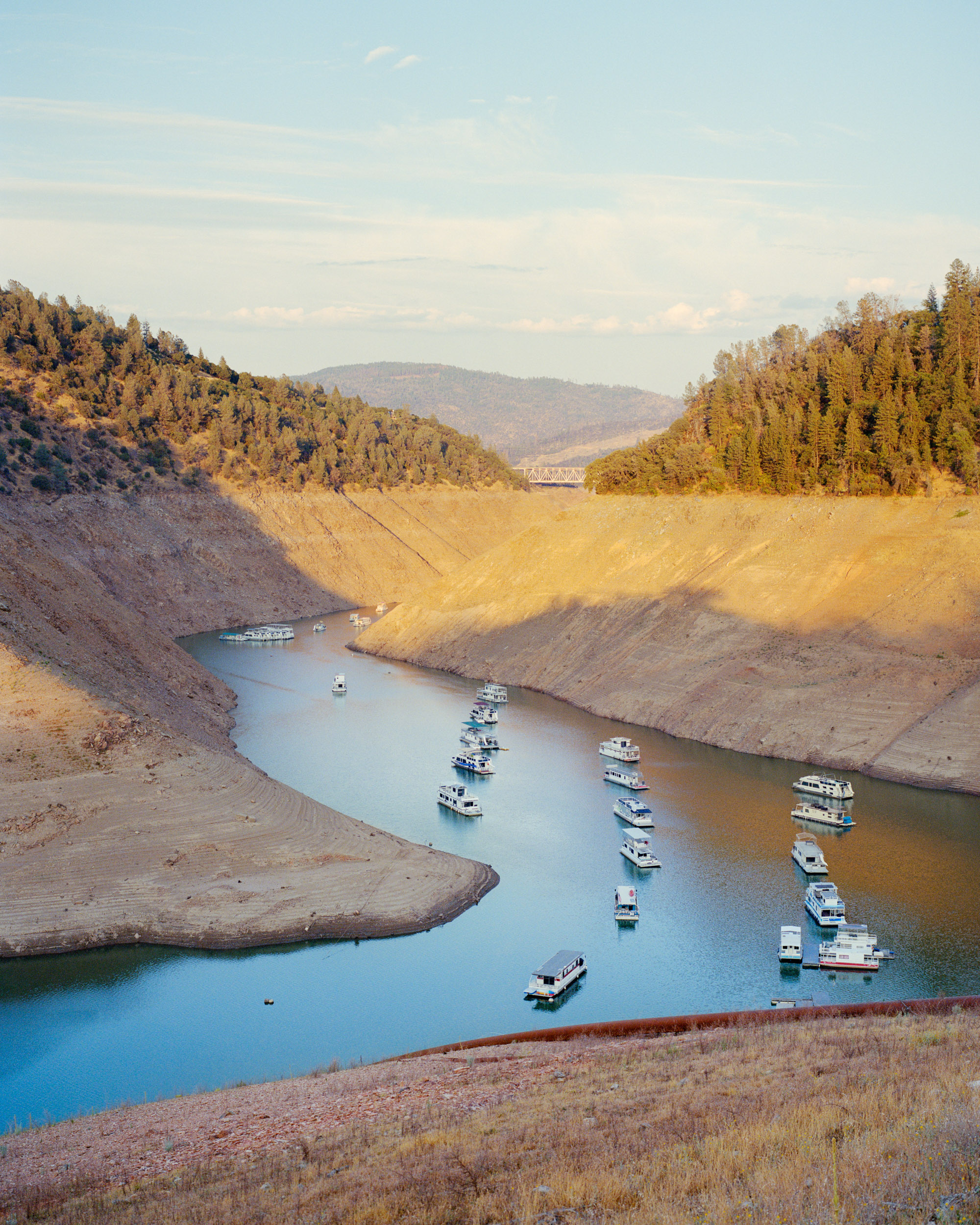 Limesaddle Marina. Lake Oroville is the second largest lake in California. It is part of a system that serves more than 20 million homes and nearly 300,000 acres of farmland. On August 5, 2021, the lake was down to about 106,000 cubic meters of water, or only 24% of its total capacity.