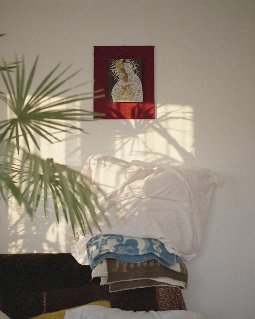 Virgin Mary embellished in amber. Radomsko, Poland, 2018