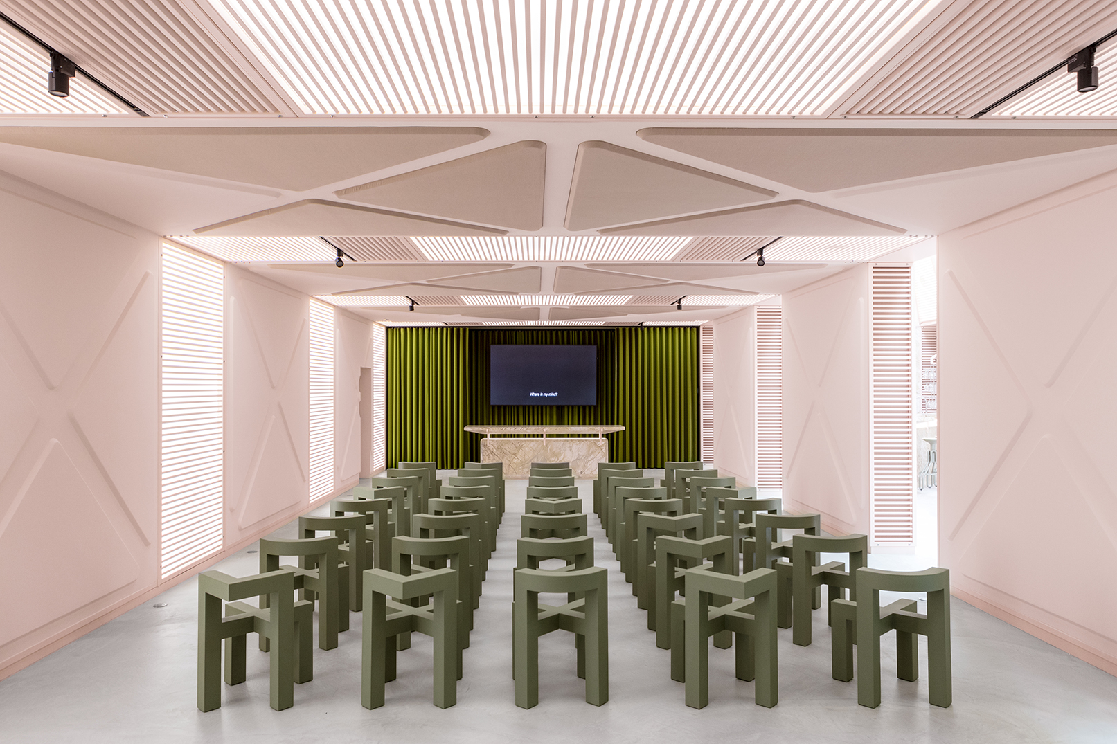 PHOTOGRAPHY BY RAF STUDIO of XYZ LOUNGE OF DIDIER FAUSTINO ARCHITECT