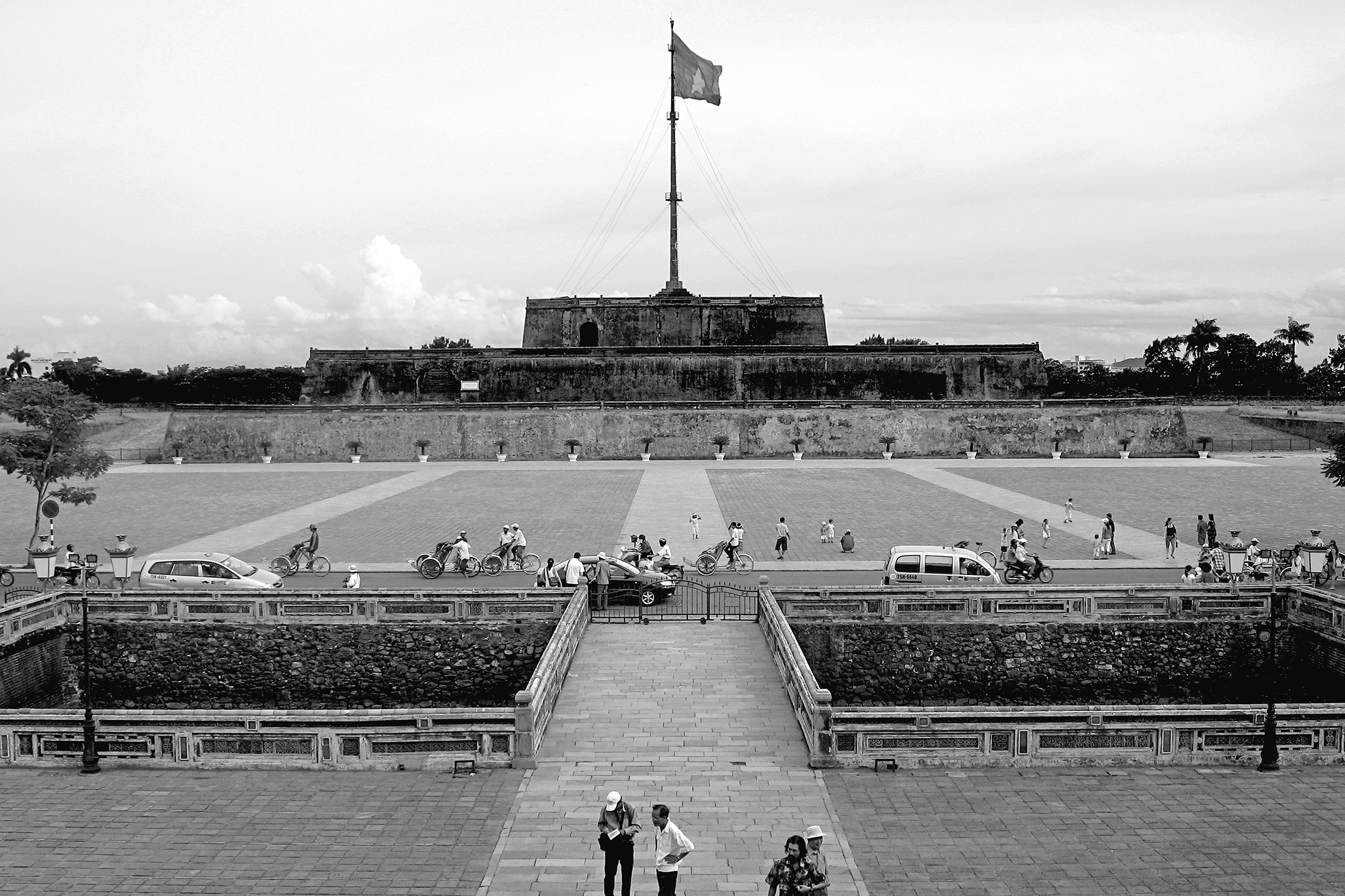 Ngo Mon SquareHue, Vietnam, 2008photography, bw, single