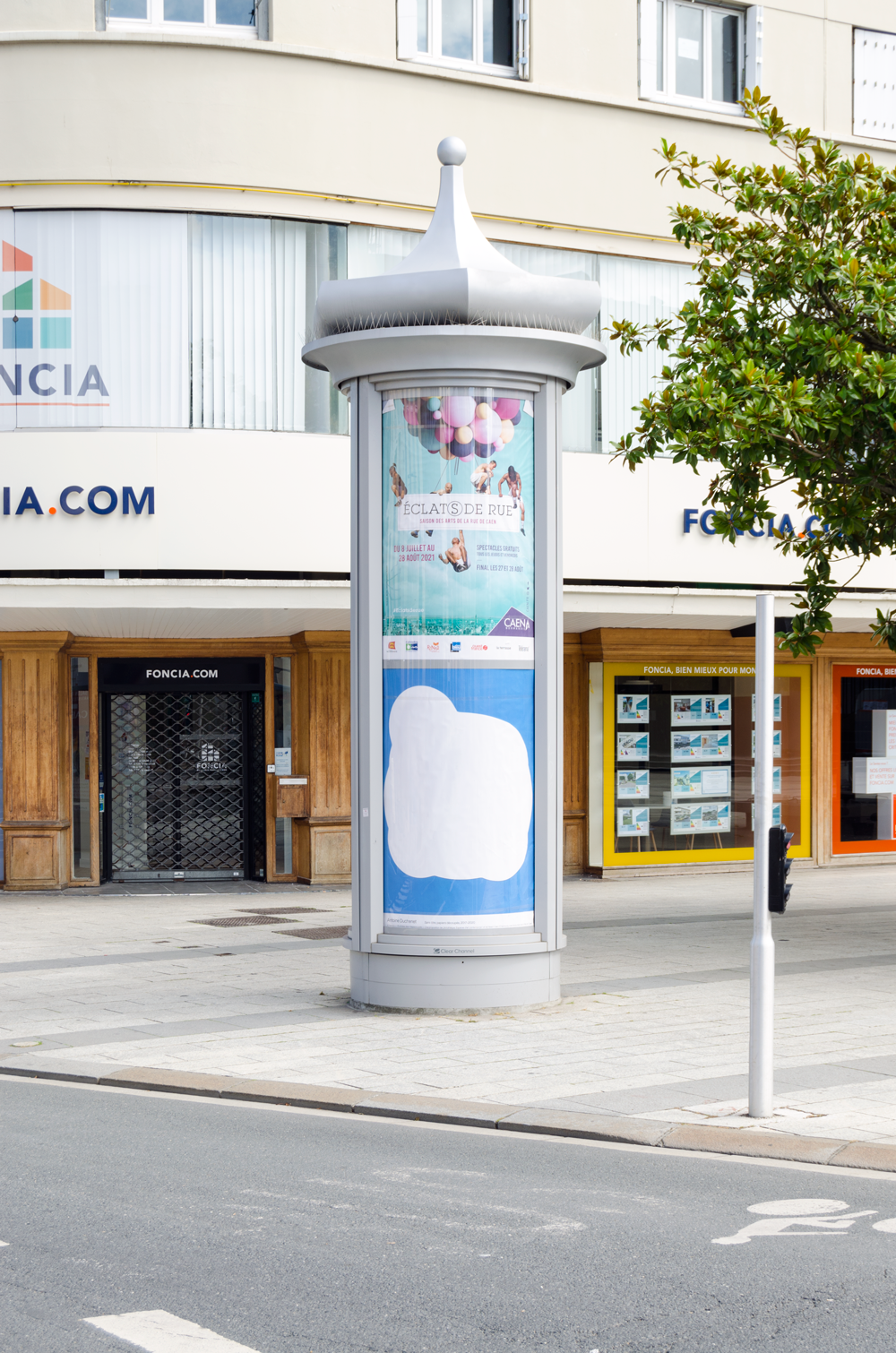 Antoine Duchenet, Découpe, City, Public, Display, Print