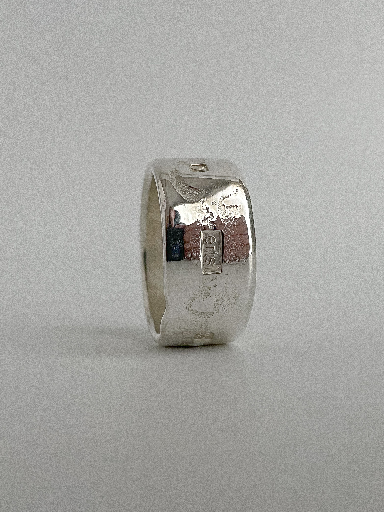 SHINY BAND - SIZE U - SOLD