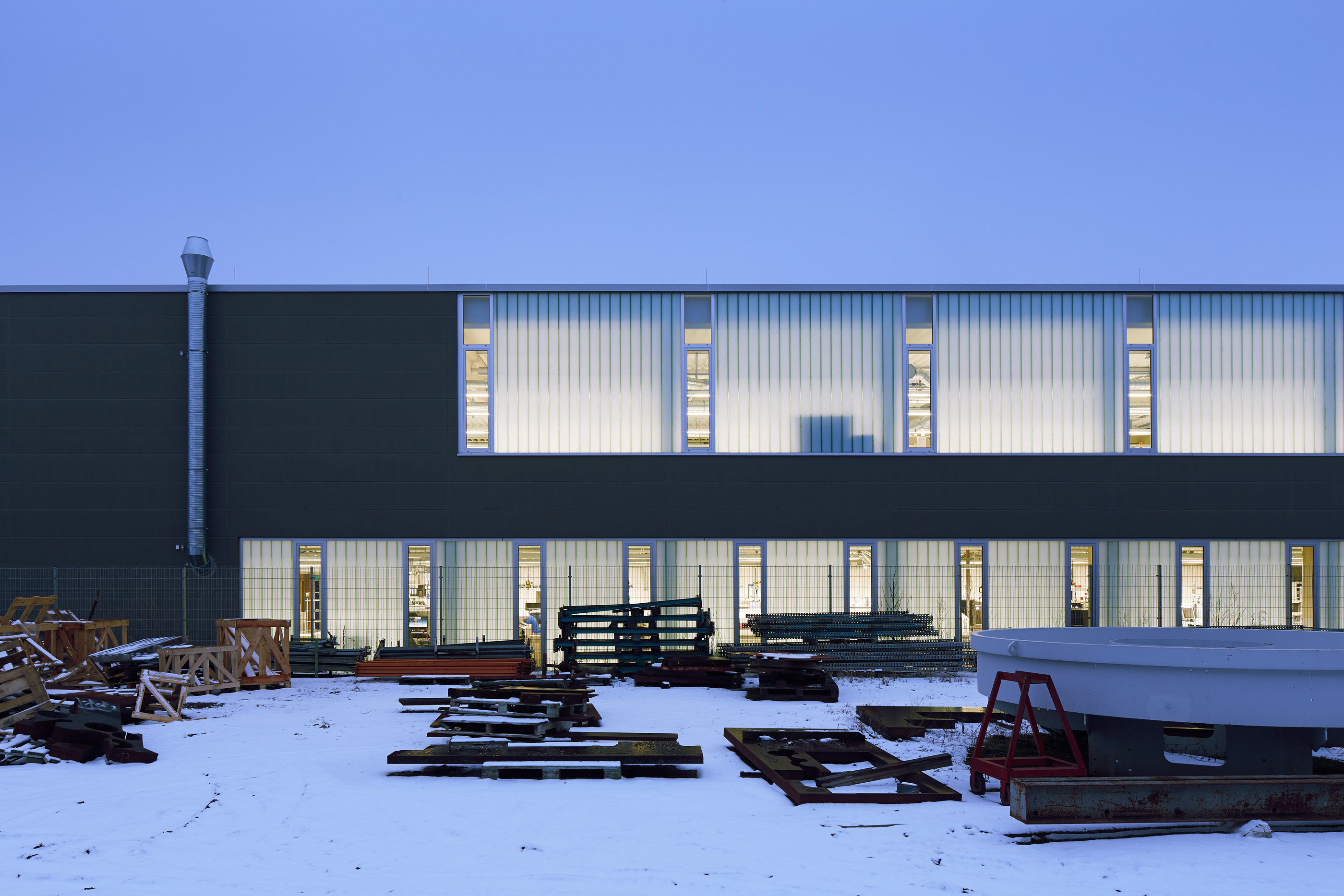 Produktionshalle Sero Rohrbach. Kunde: m_architekten.