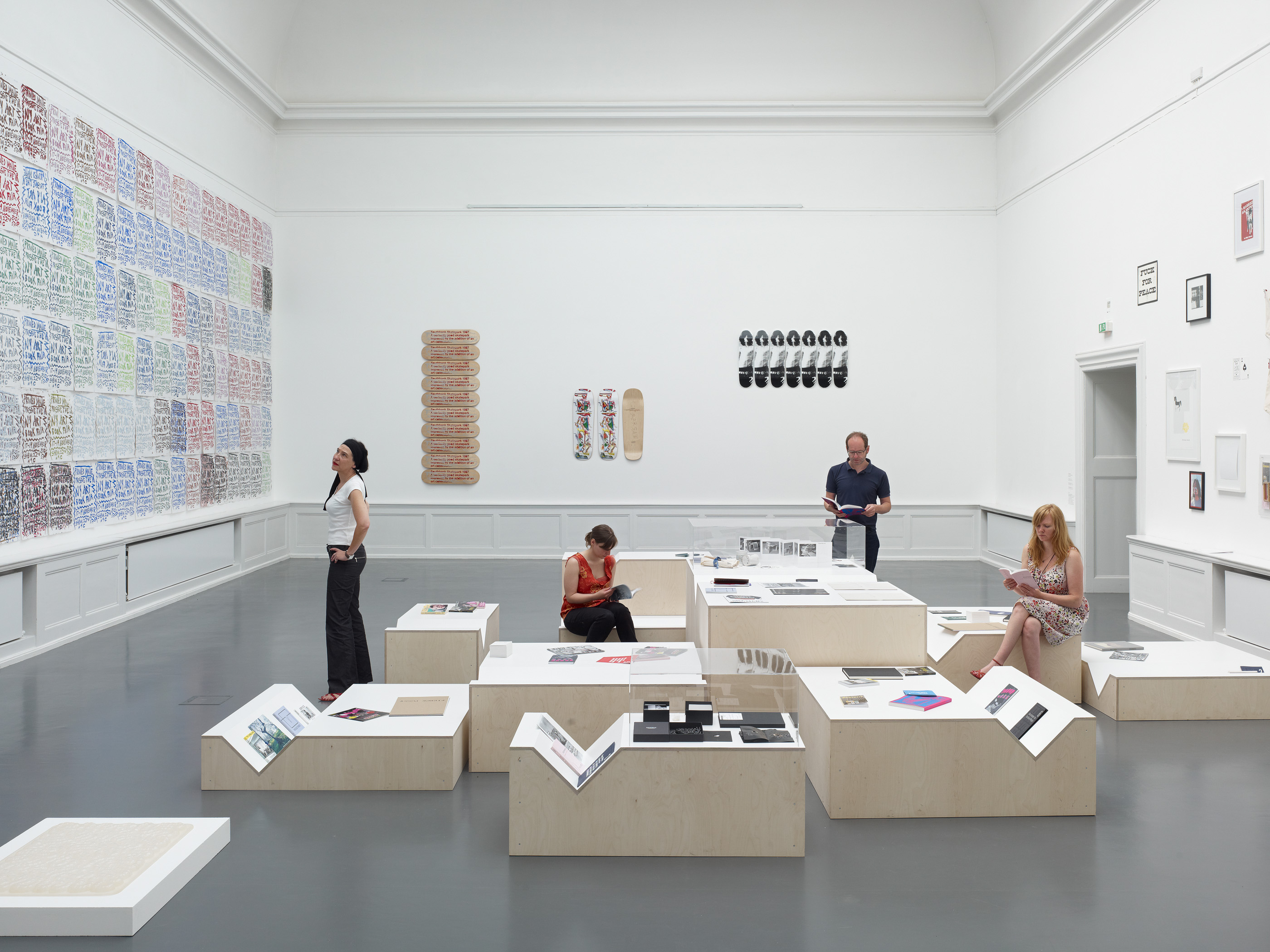 LEARN TO READ ART _ A History of Printed Matter