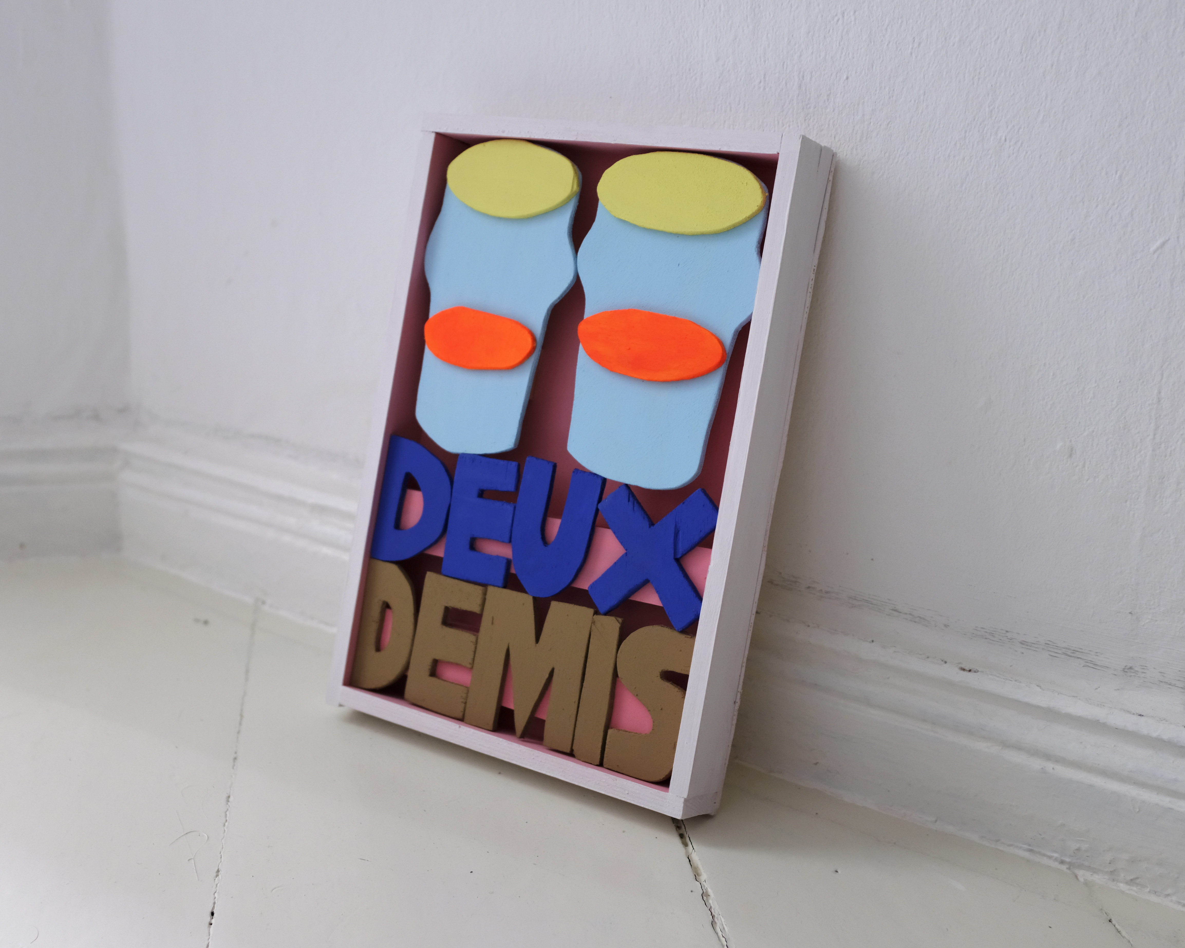 Box Deux Demis (2023), Acrylics on Wood, 30 x 21 x 3,5cm