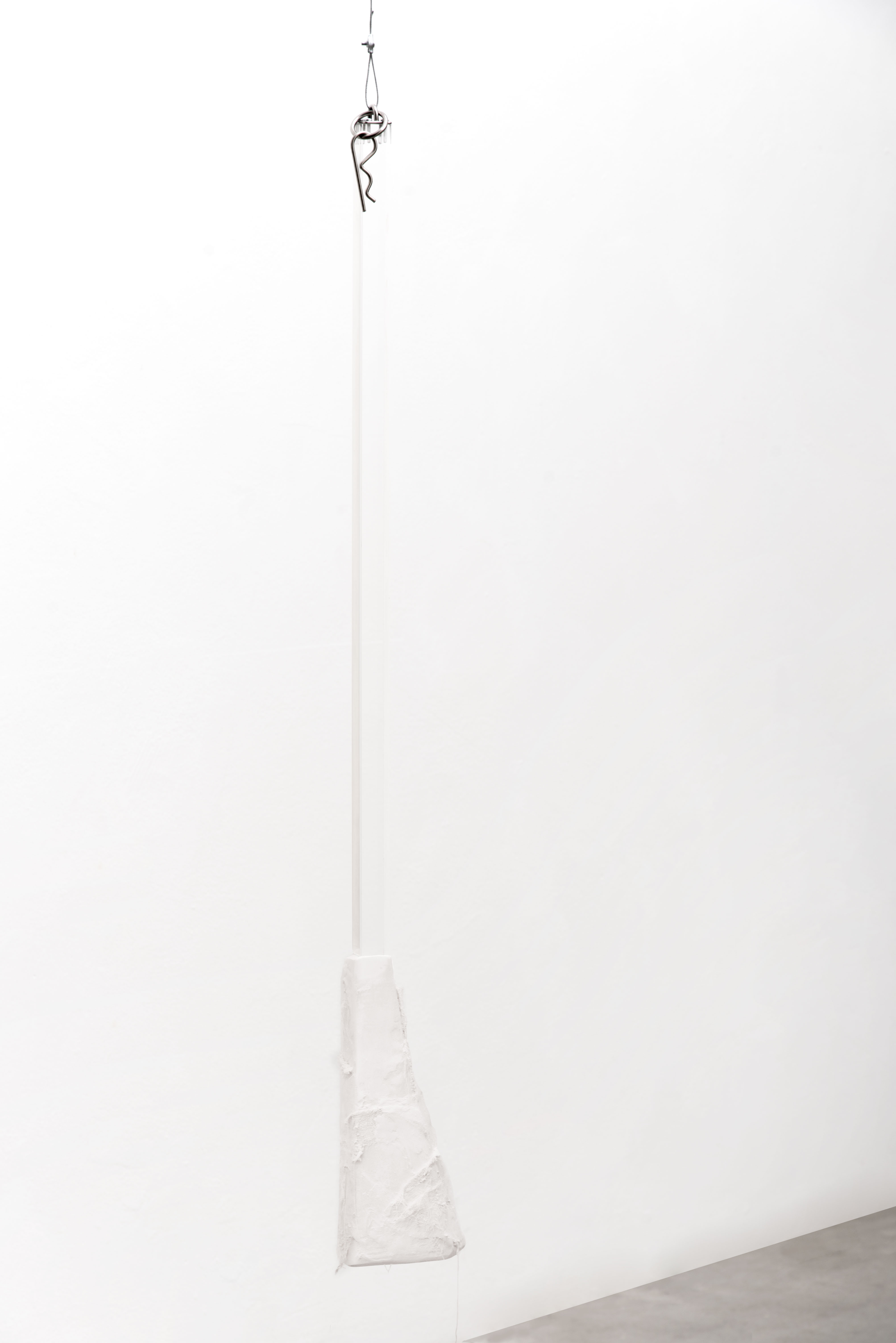 Make space in order to be space, 2020 - White cement, orthopedic cast, plexiglass, steel. 145 x 14 cm