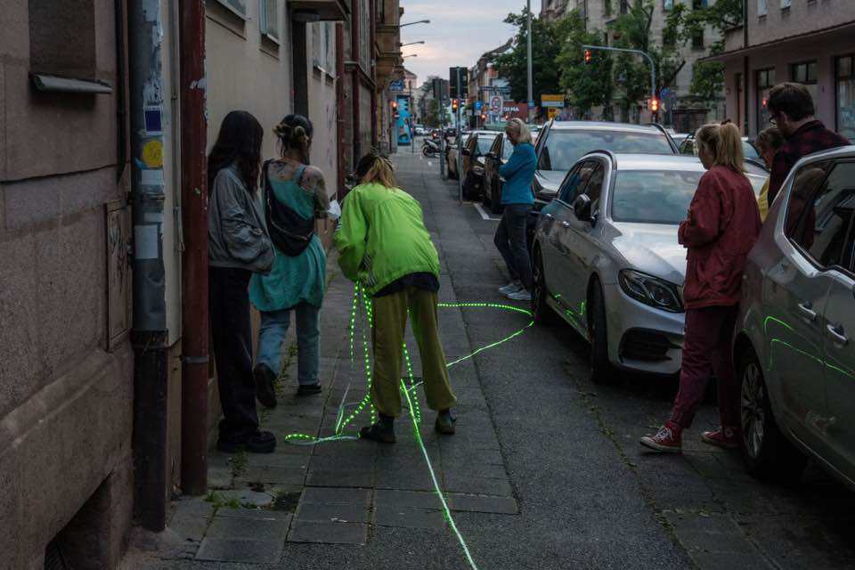 Where is the where?, Performance in Hirtengasse, 2022