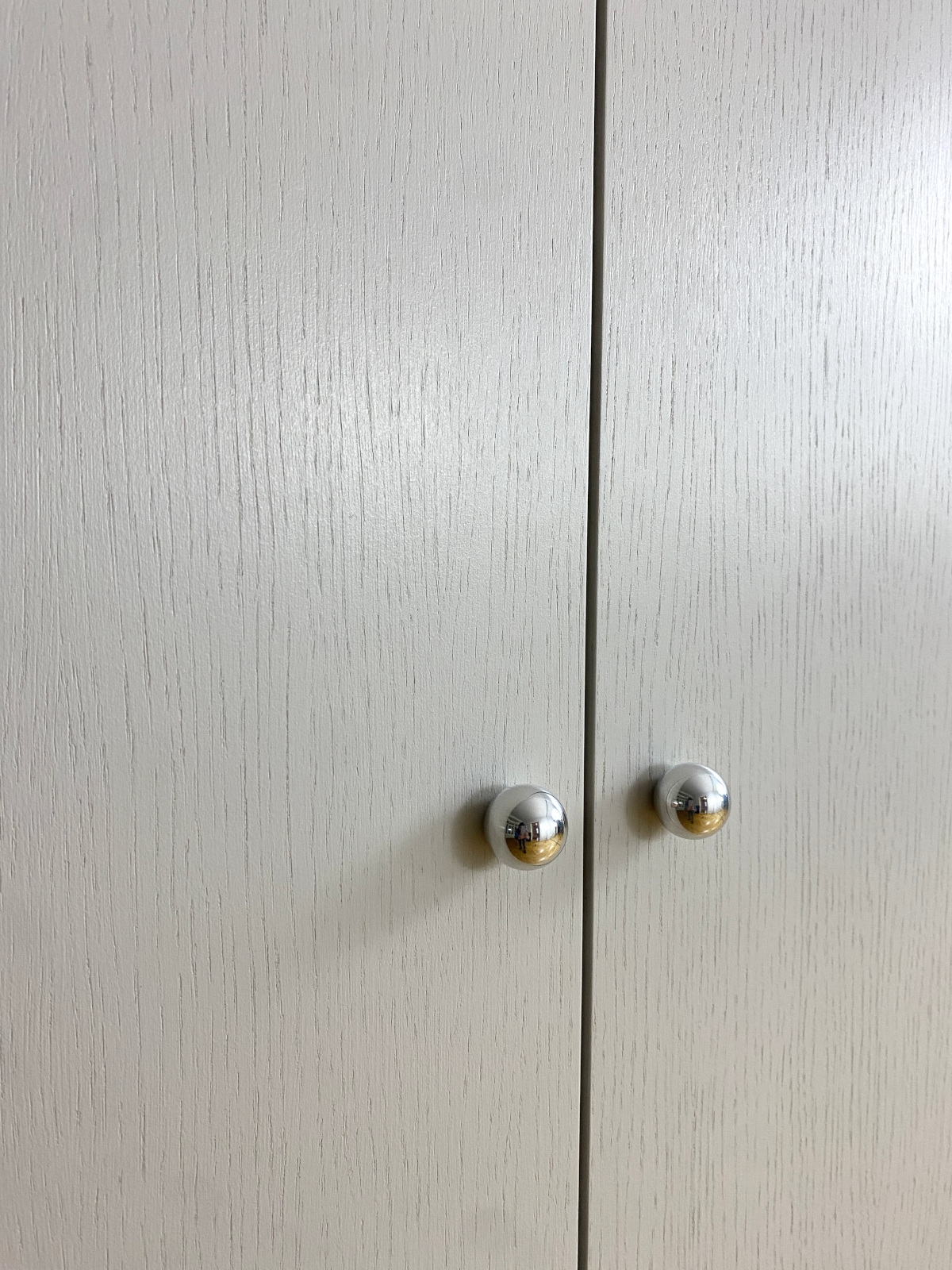  Kugelknäufe, Stahl verchromt.