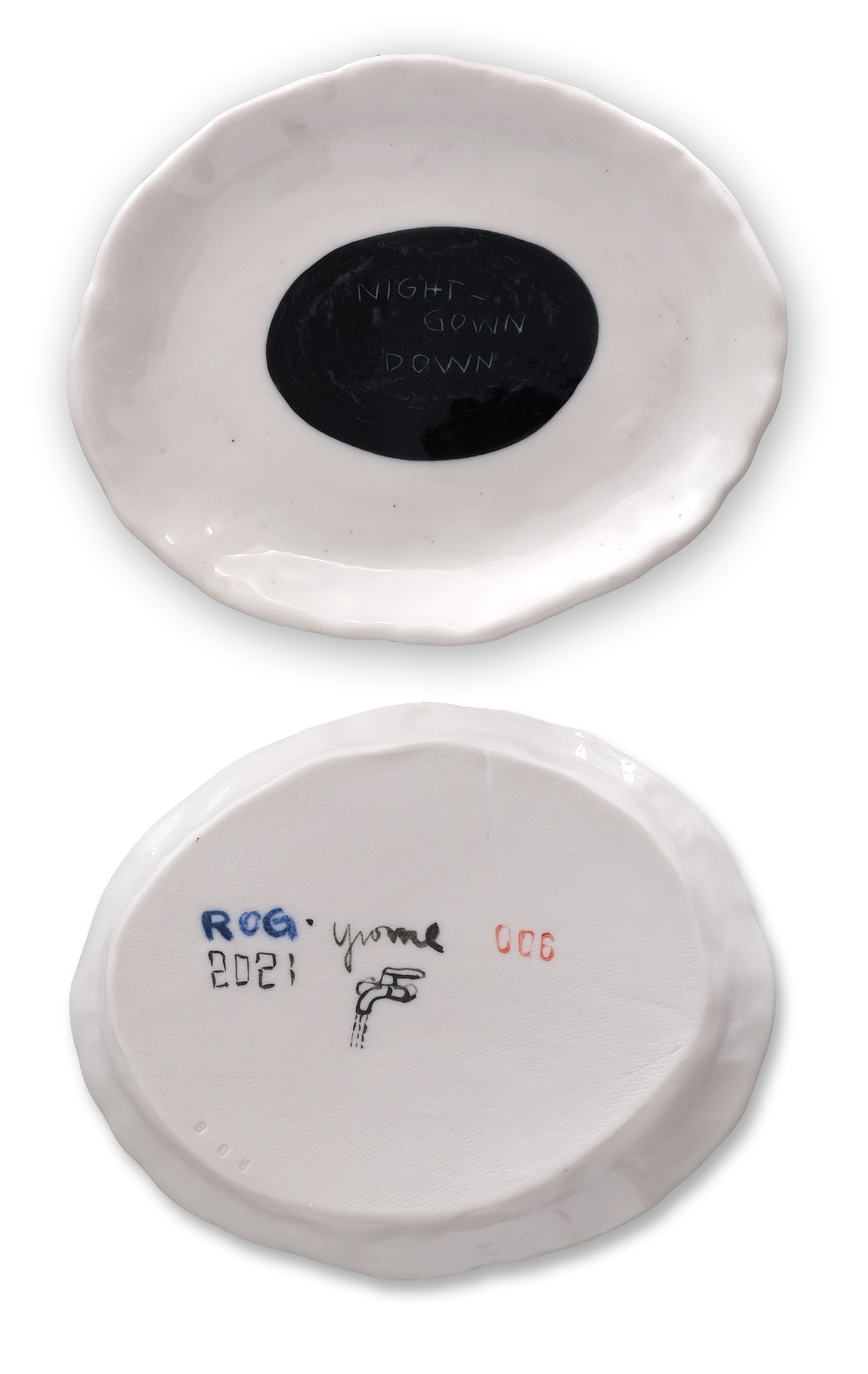 S006 / 13 cm NIGHT GOWN DOWN  CHF 60