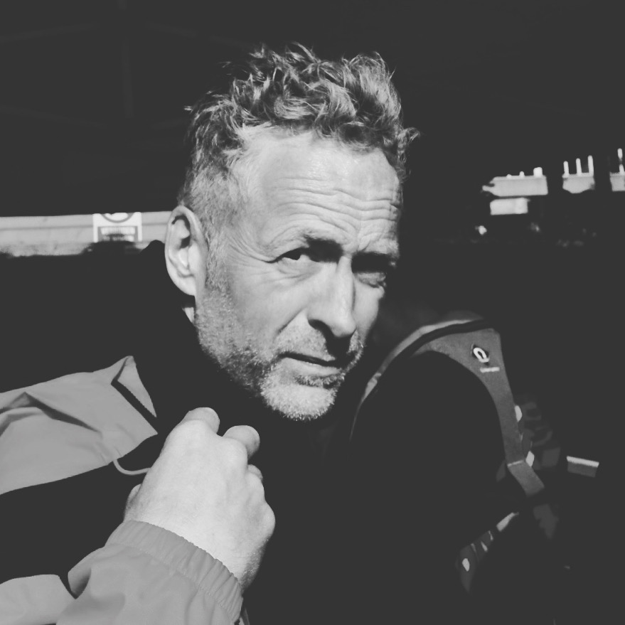 NIELS KERSTEN / WAKKR MERKBURO