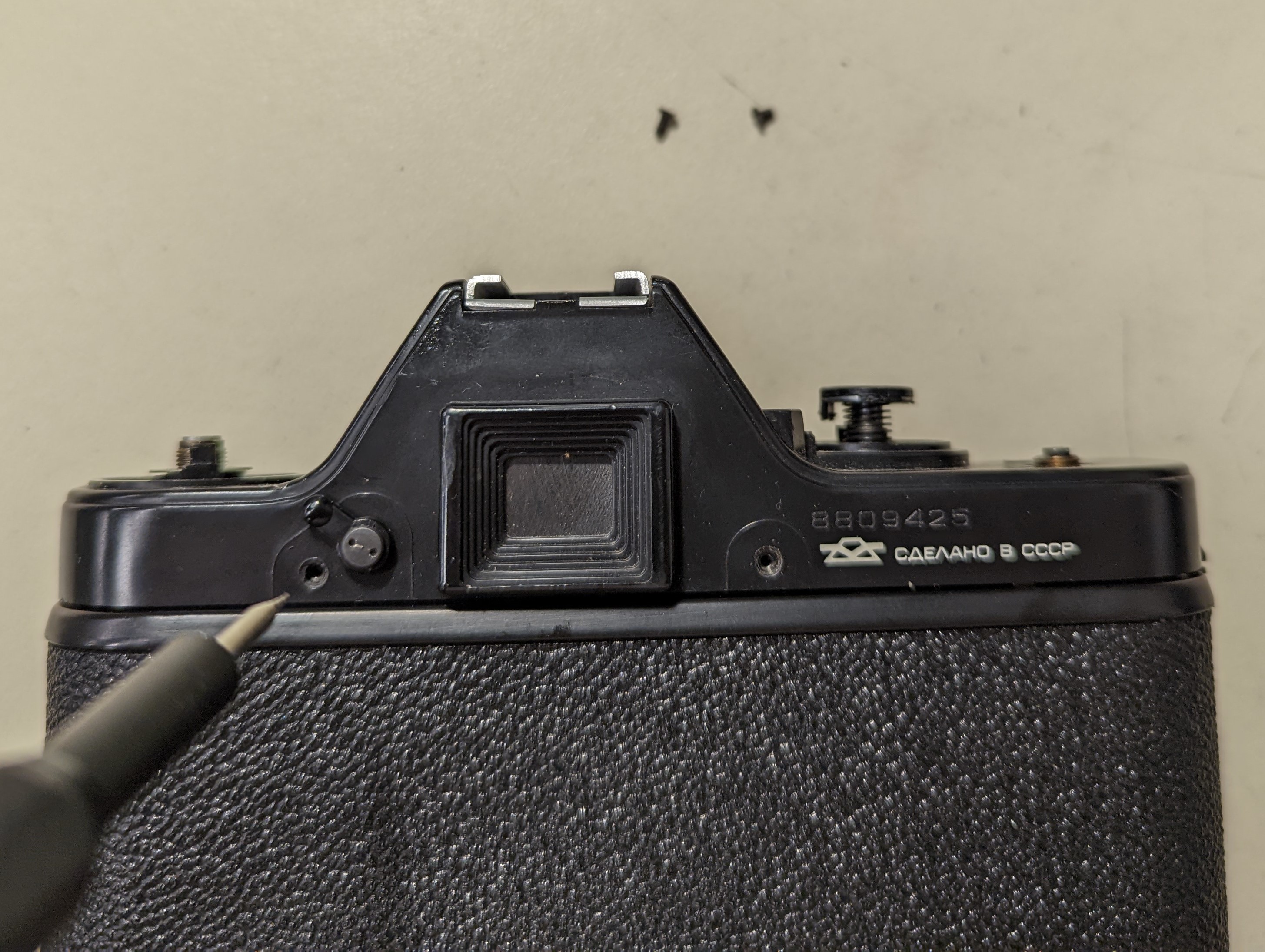 10. Rear plate screws removed .