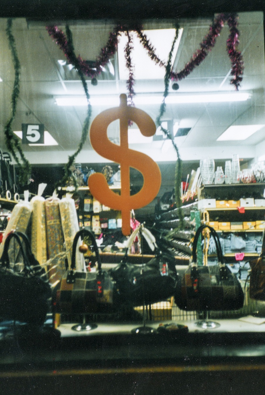 $ Photography by José Enrique Montes Hernandez 