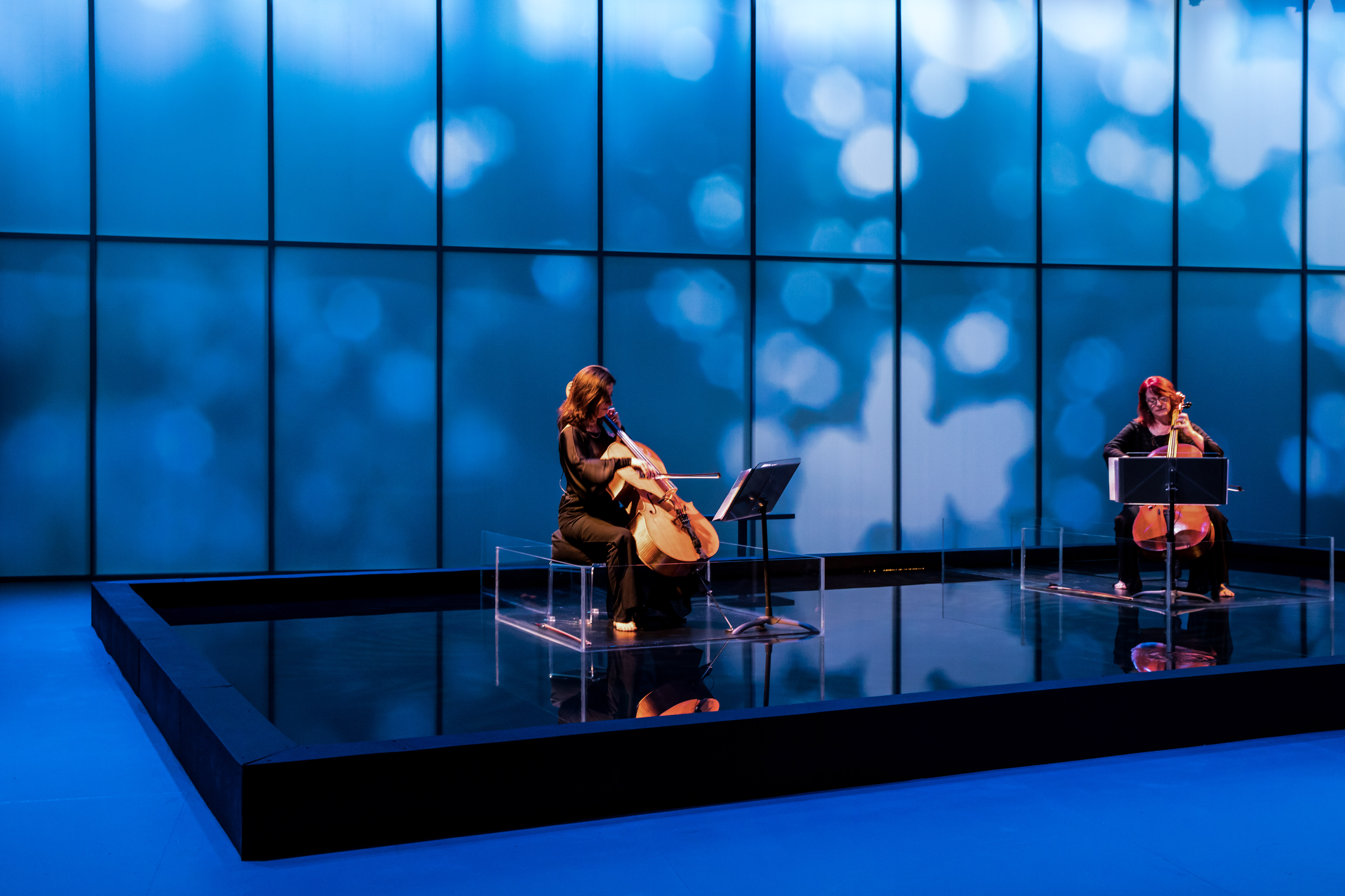 To Let Go and Fall - Theater Latté Da (2019)