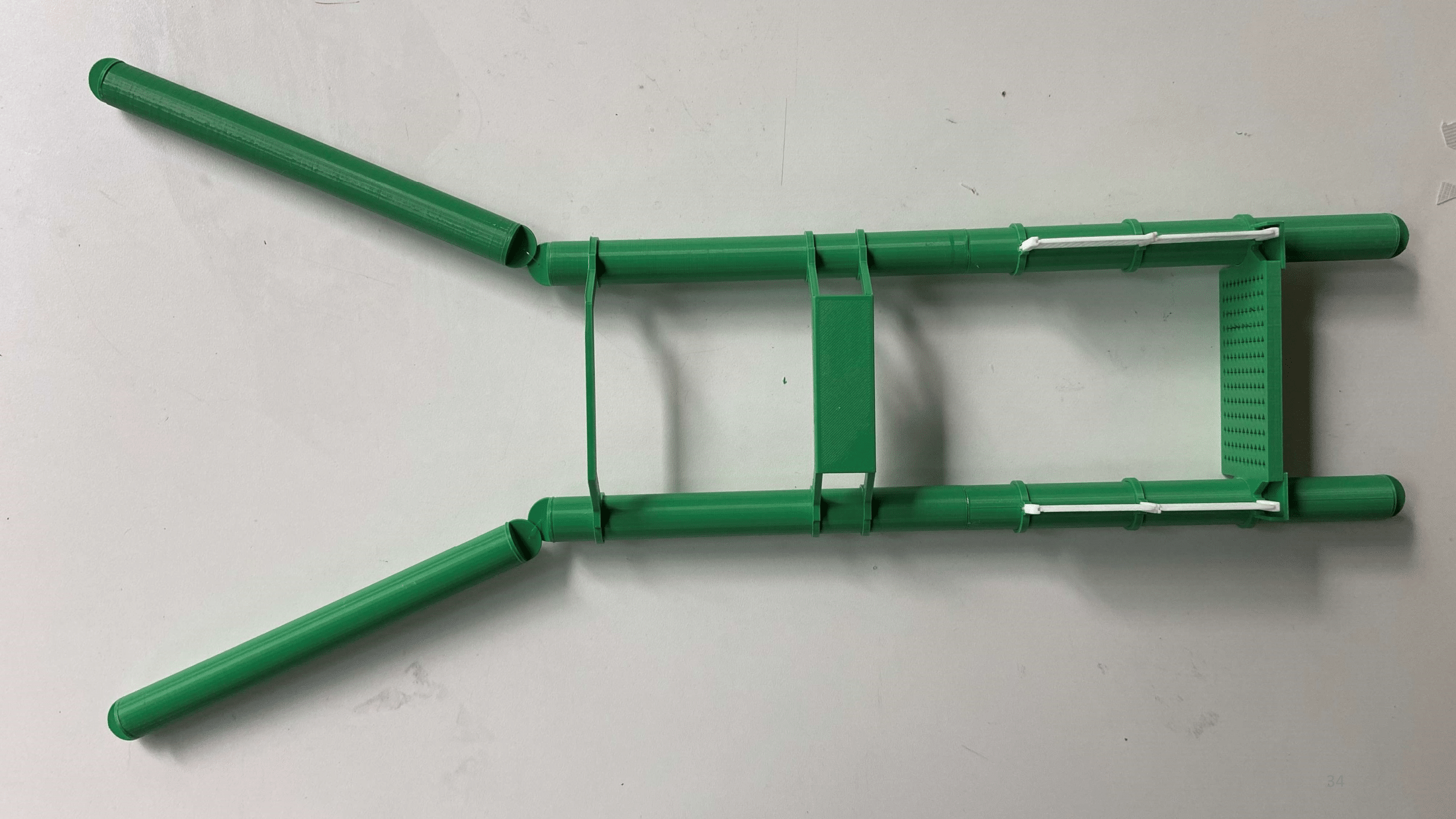 3D printed 1/16 scale educational model