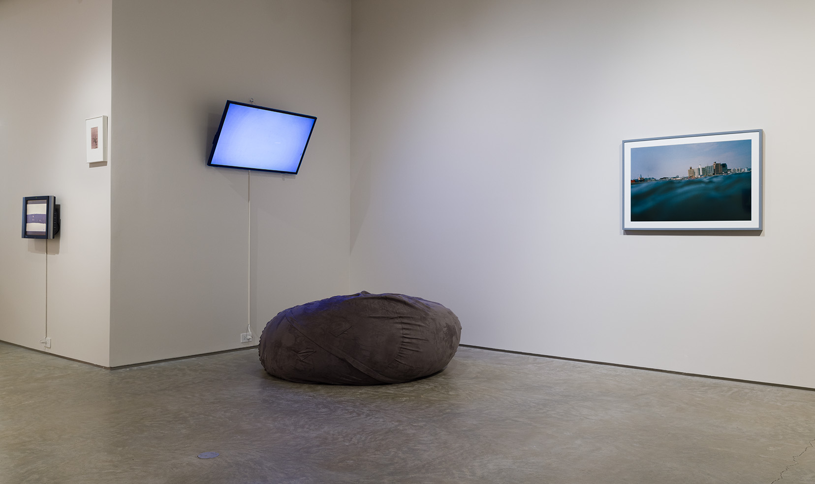 "Slippage" installation view. Image by Etienne Frossard.