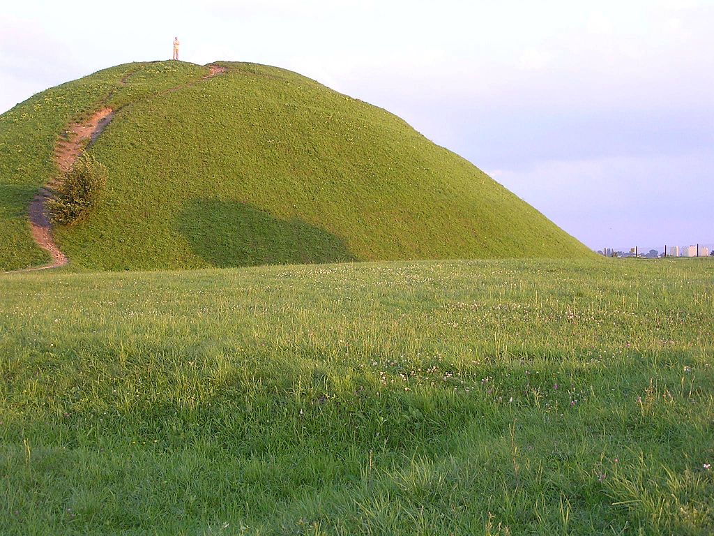 Krakus Mound | Poland