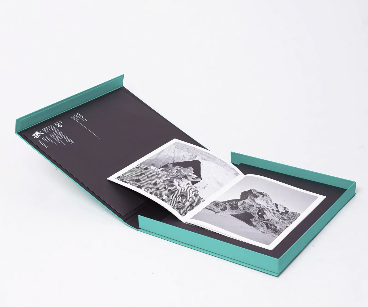 100pg Full-Colour Spiral-bound Book with Accompanying 60pg Staple-bound Black and White Book and Limited Edition Inkjet Print on 300gsm Hahnemuhle Cotton Photo Rag 15 7/10 × 12 2/5 × 1 3/5 in | 40 × 31.5 × 4 cm