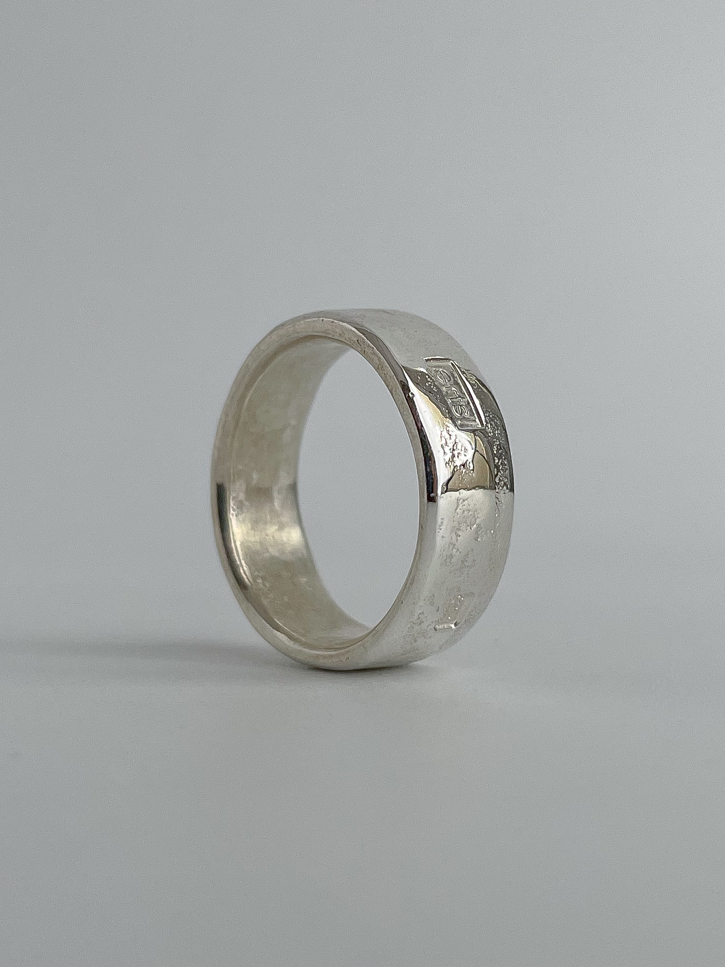 SHINY BAND 0.5 - SIZE T 1/2/U - £70