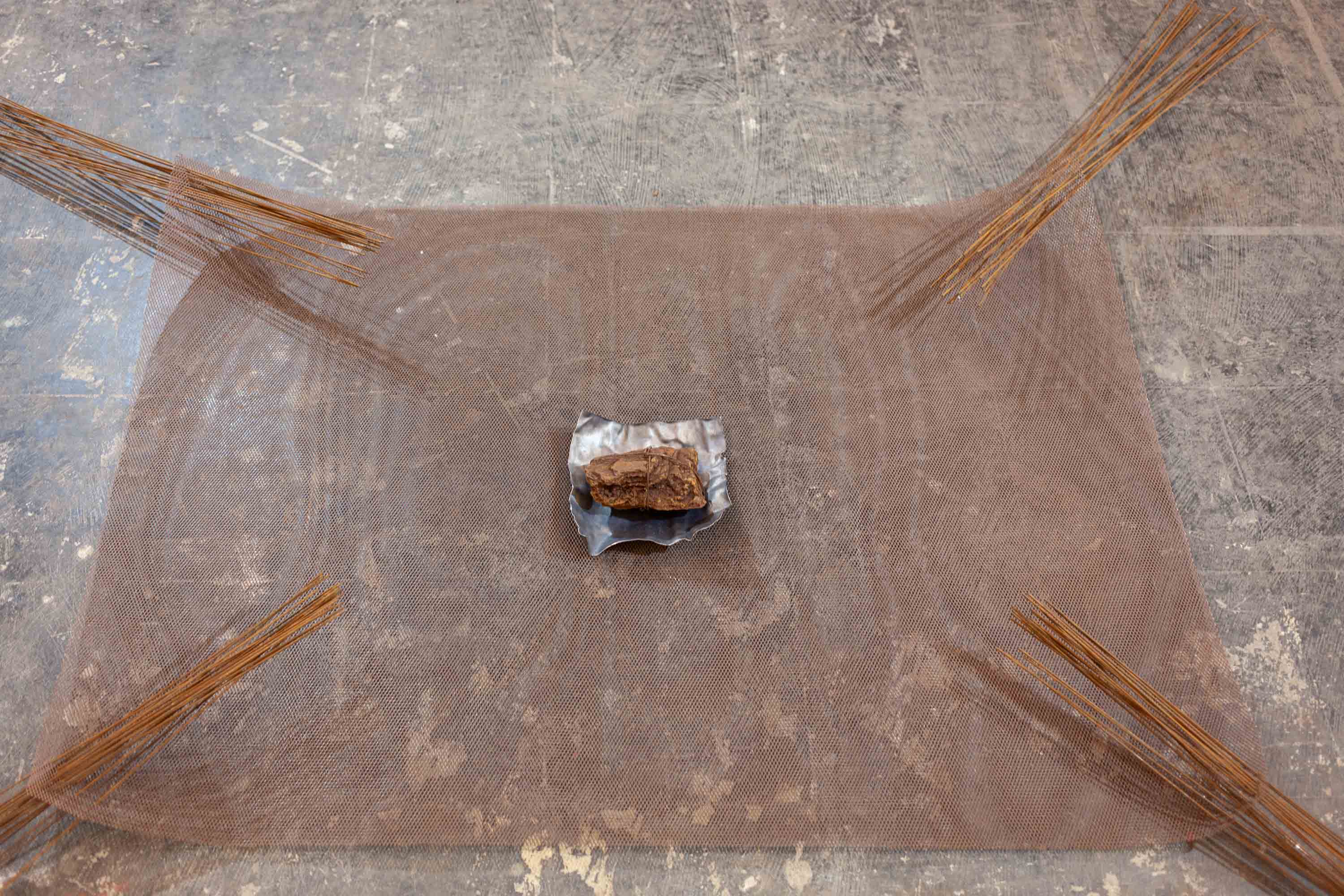 LEVITATION OF A LIVING WEIGHTIron and lead. 20 x 200 x 150 cm. 2020 