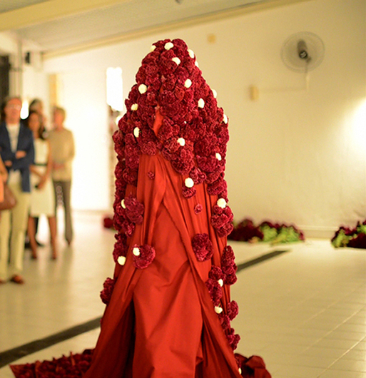 Flower Performance I, 9.6 x 10cm. 2014