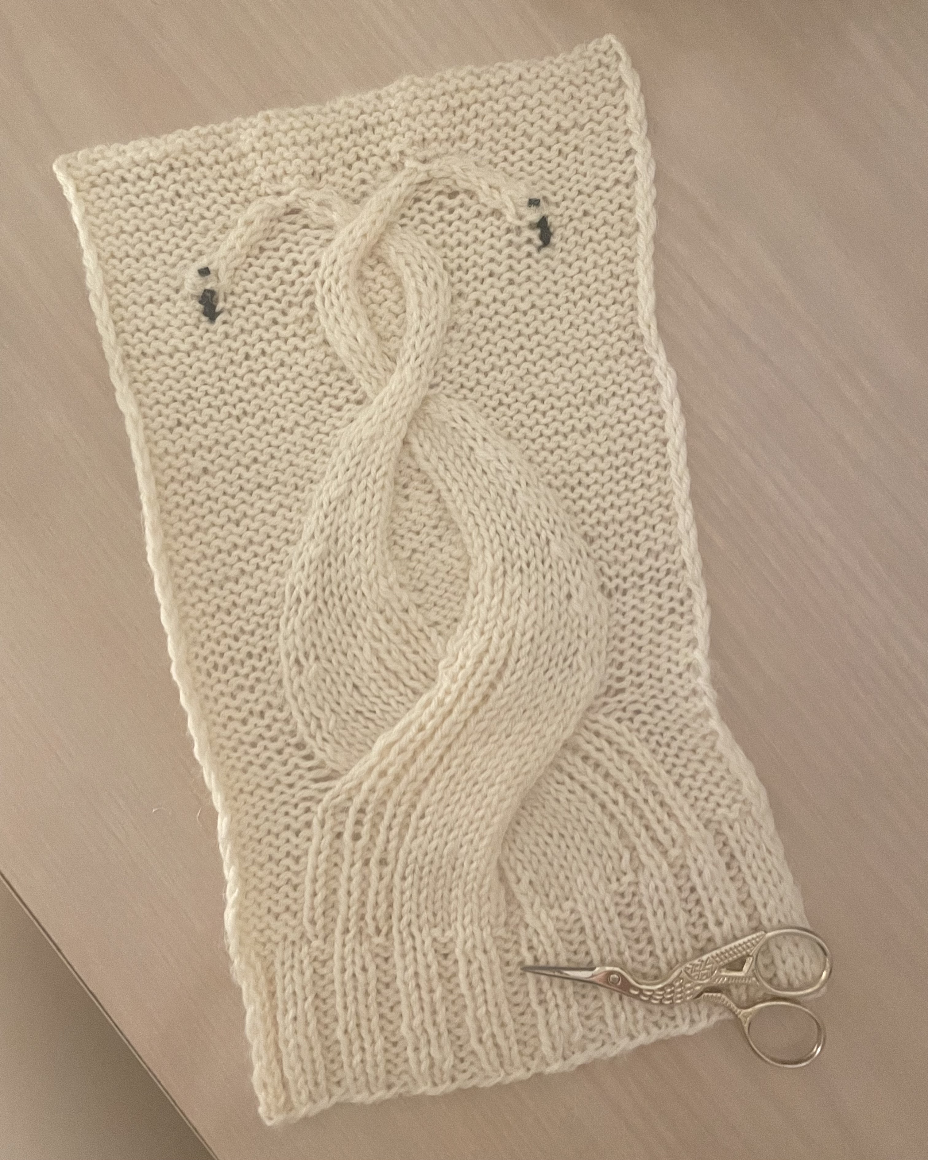 Hand Knit Swan Swatch