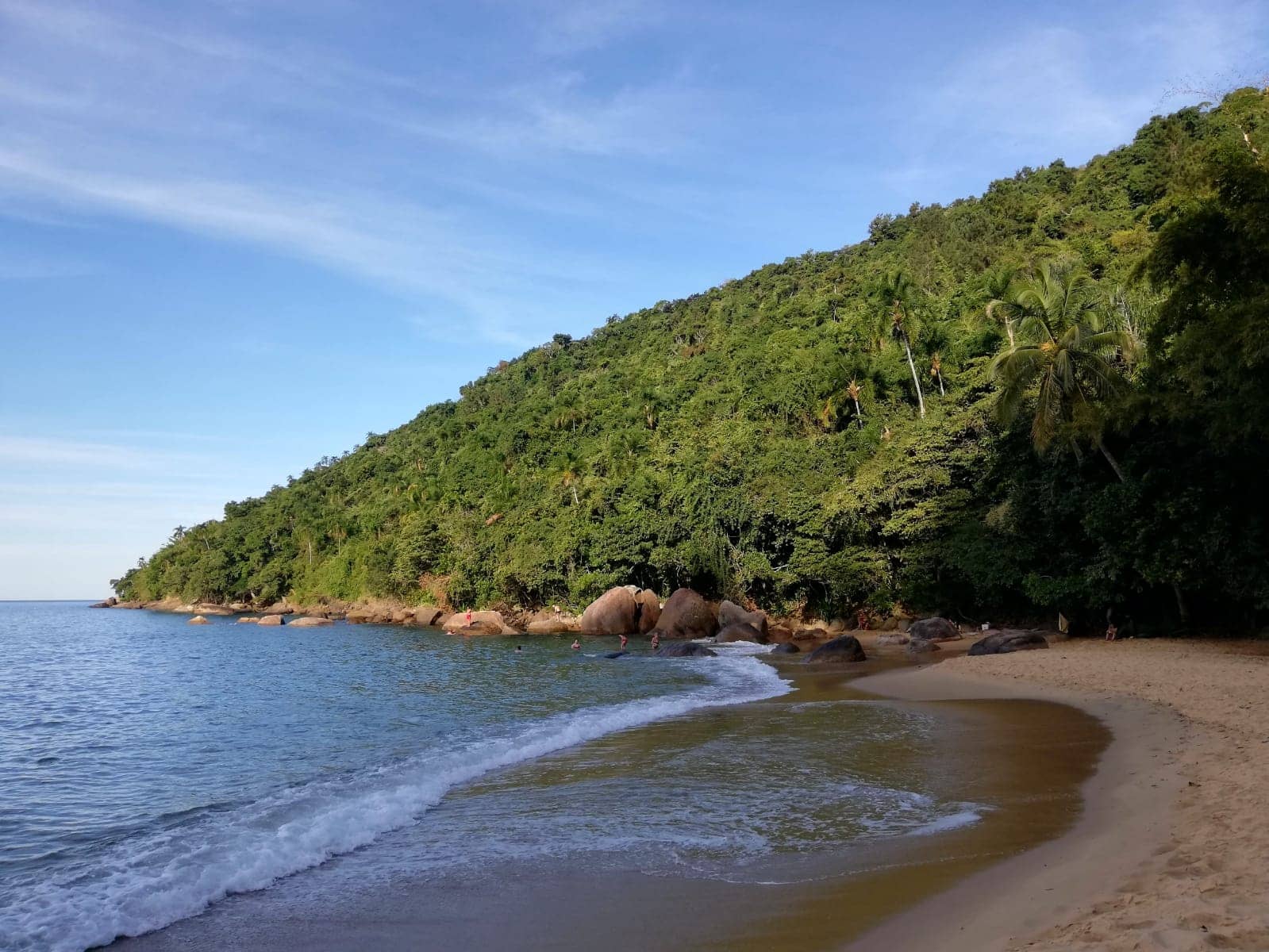 How many beaches are there in Ubatuba, Brazil?