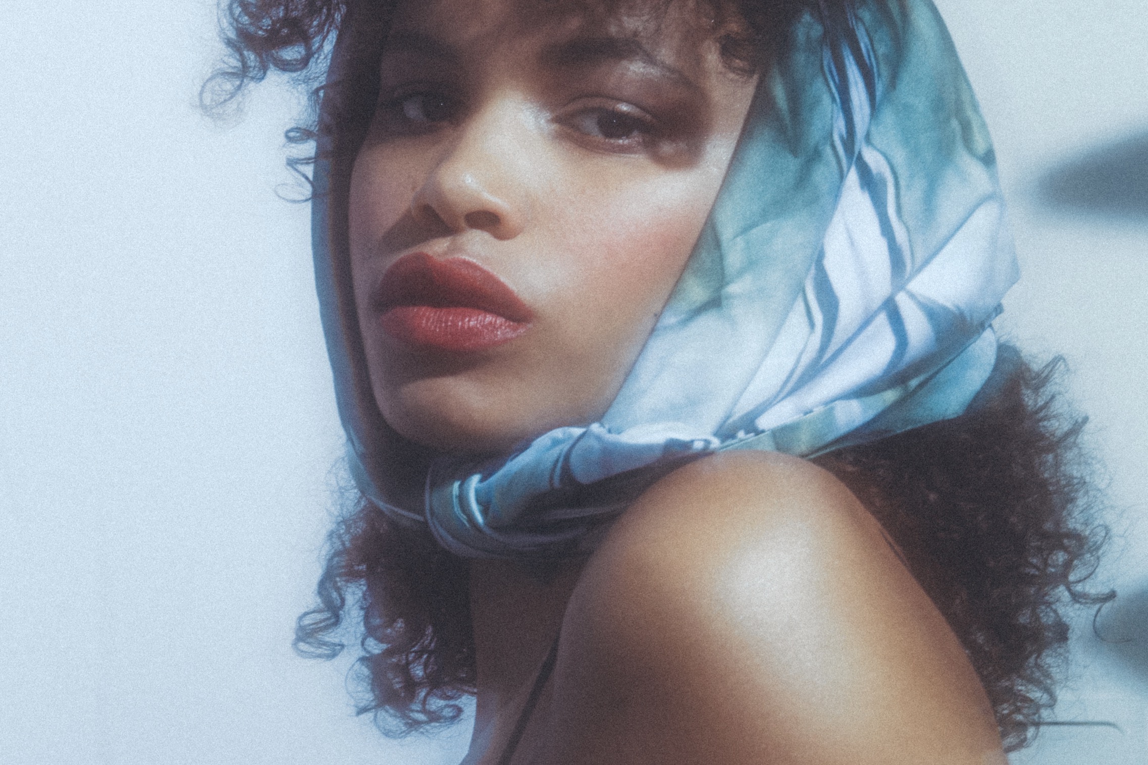 REVERSE. Samira. Arnaud Ele. Laura knoops.