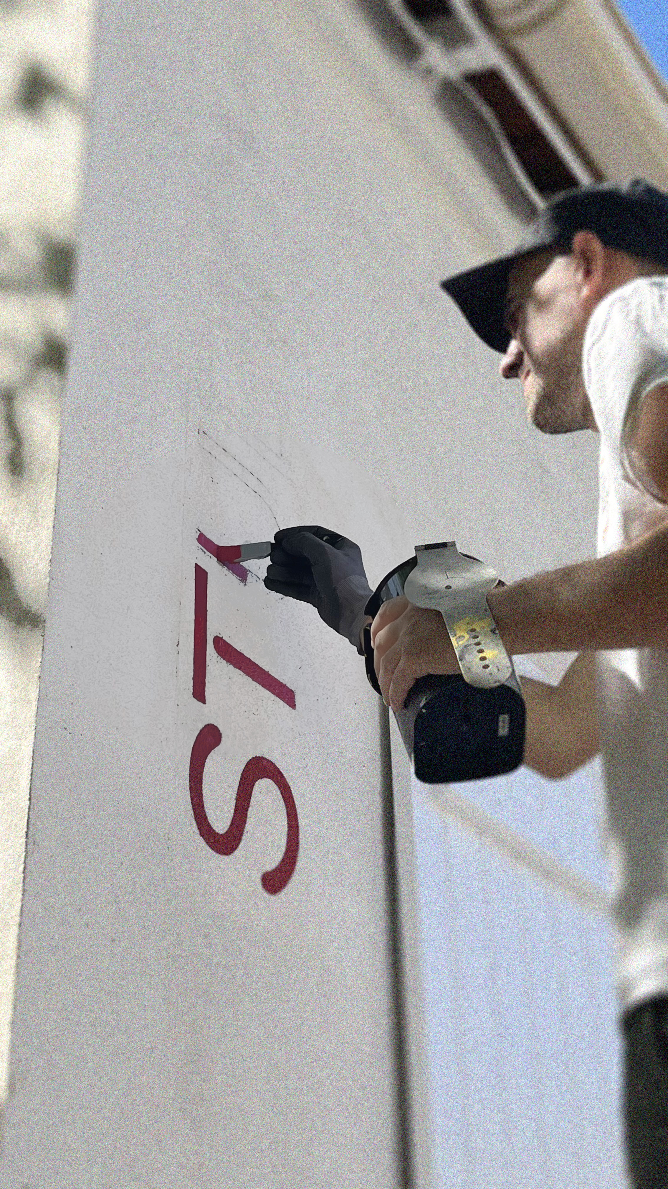 Peinture en lettres (façade) par 6lettres