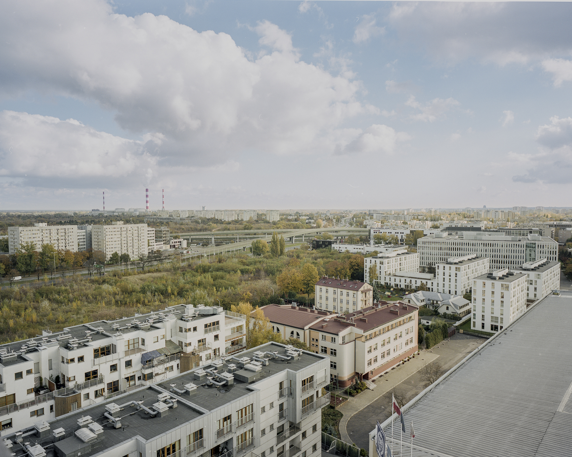 Area of former R-9 bus depot on Chełmska street, Warsaw. Sold by the city-owned bus corporation in 2006 during the peak of investment boom for 370 millions of PLN (almost 100 millions USD) to a Spanish development company Sando Investment, which planned to build a complex of 8- to 15-floor high standard tenant blocks. The price was more than twice higher than the estimate. Currently, analysts deem the parcel “unsell-able” without huge loss to the owner. Nothing was ever built, despite five separate permits being issued.