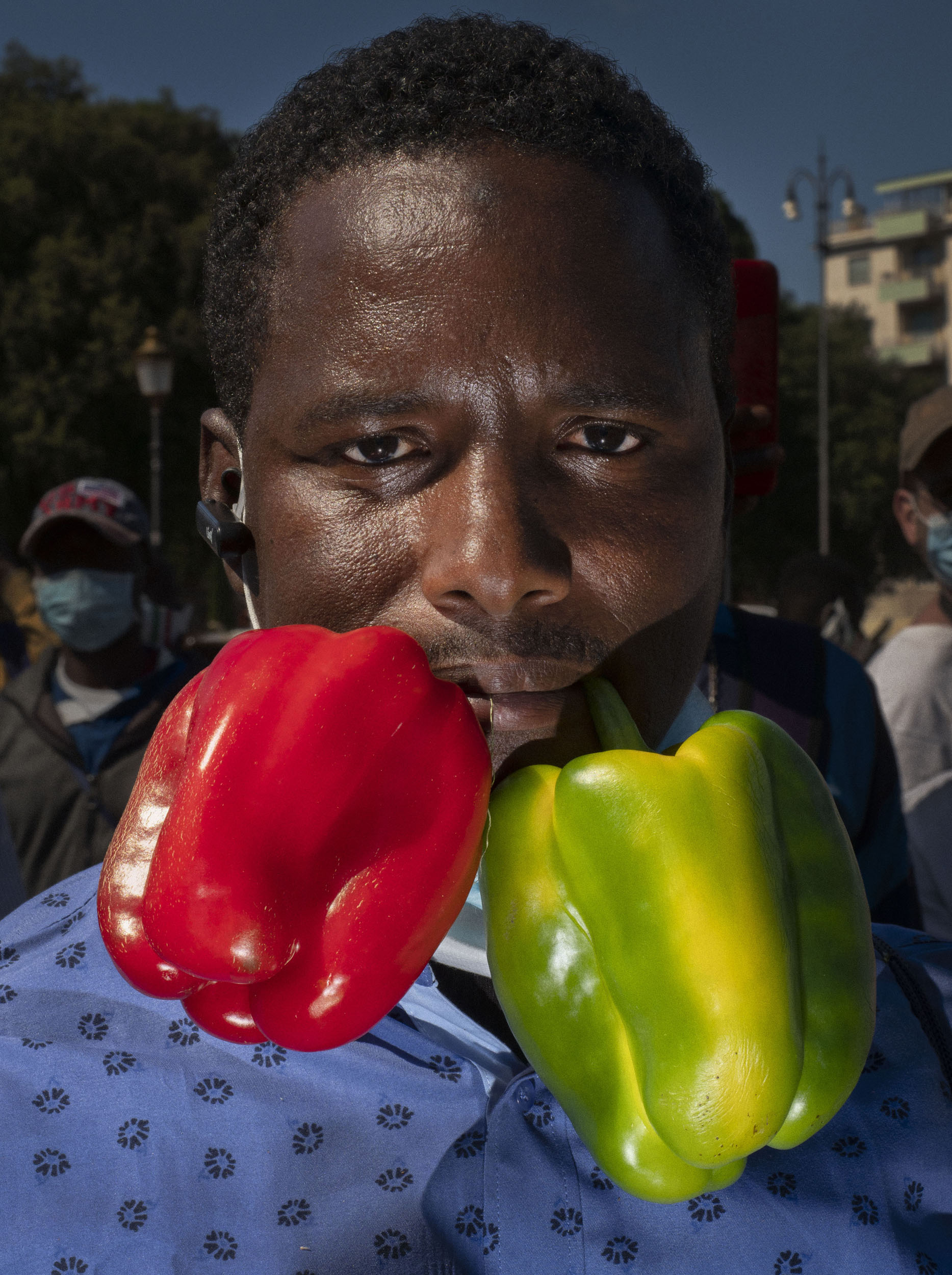 Realpolitik - Bracciante agricolo, Italy, 2021 (56x75cm) Ed. 9