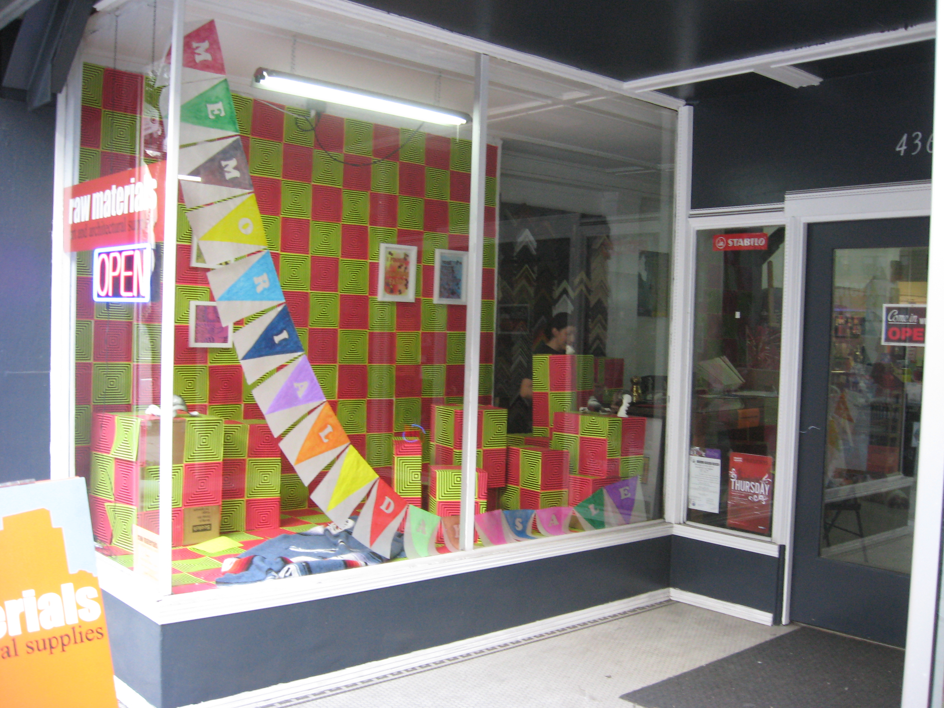 Station Must Go, 2009