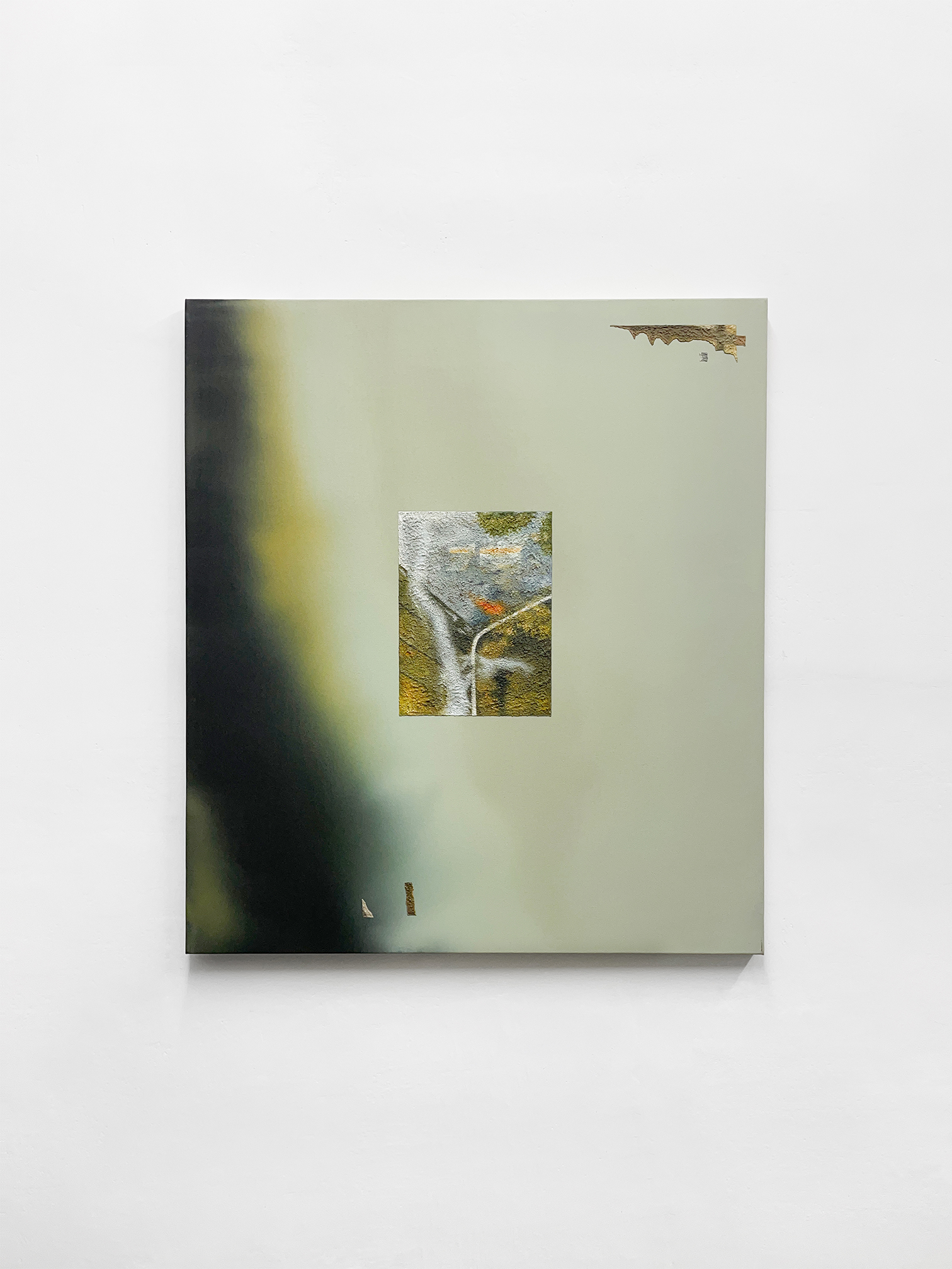 UNTITLEDOil and acrylic on nylon, 90x80 cm, 2025