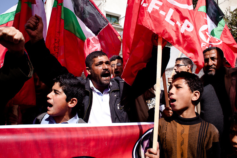 Zaccaria, membre de l'union des pêcheurs, participe à la manif du lundi en soutien aux prisonniers palestiniens.
