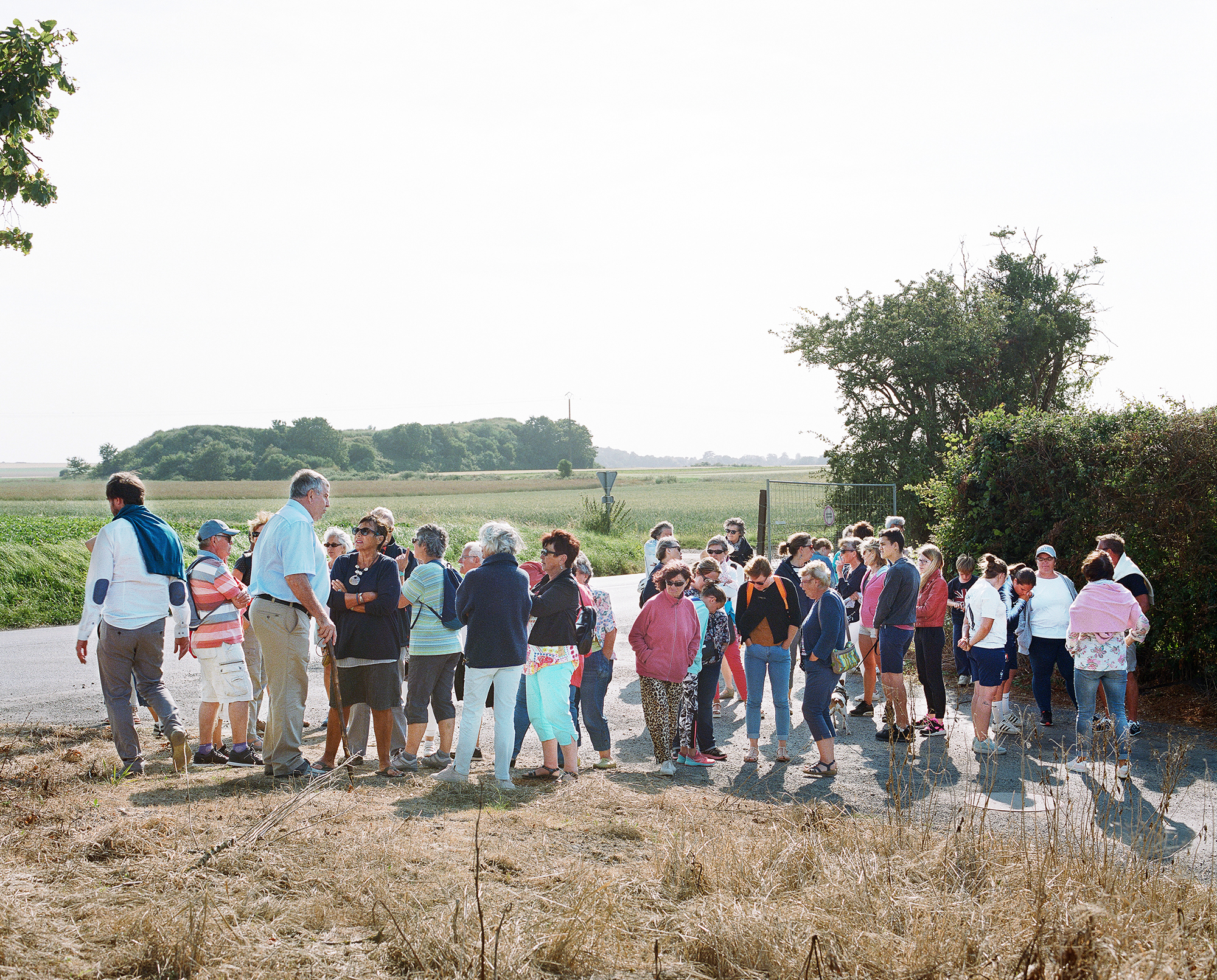 Inauguration de la promenade Terre Mer, avec une soixantaine d'habitants et d'élus de la commune