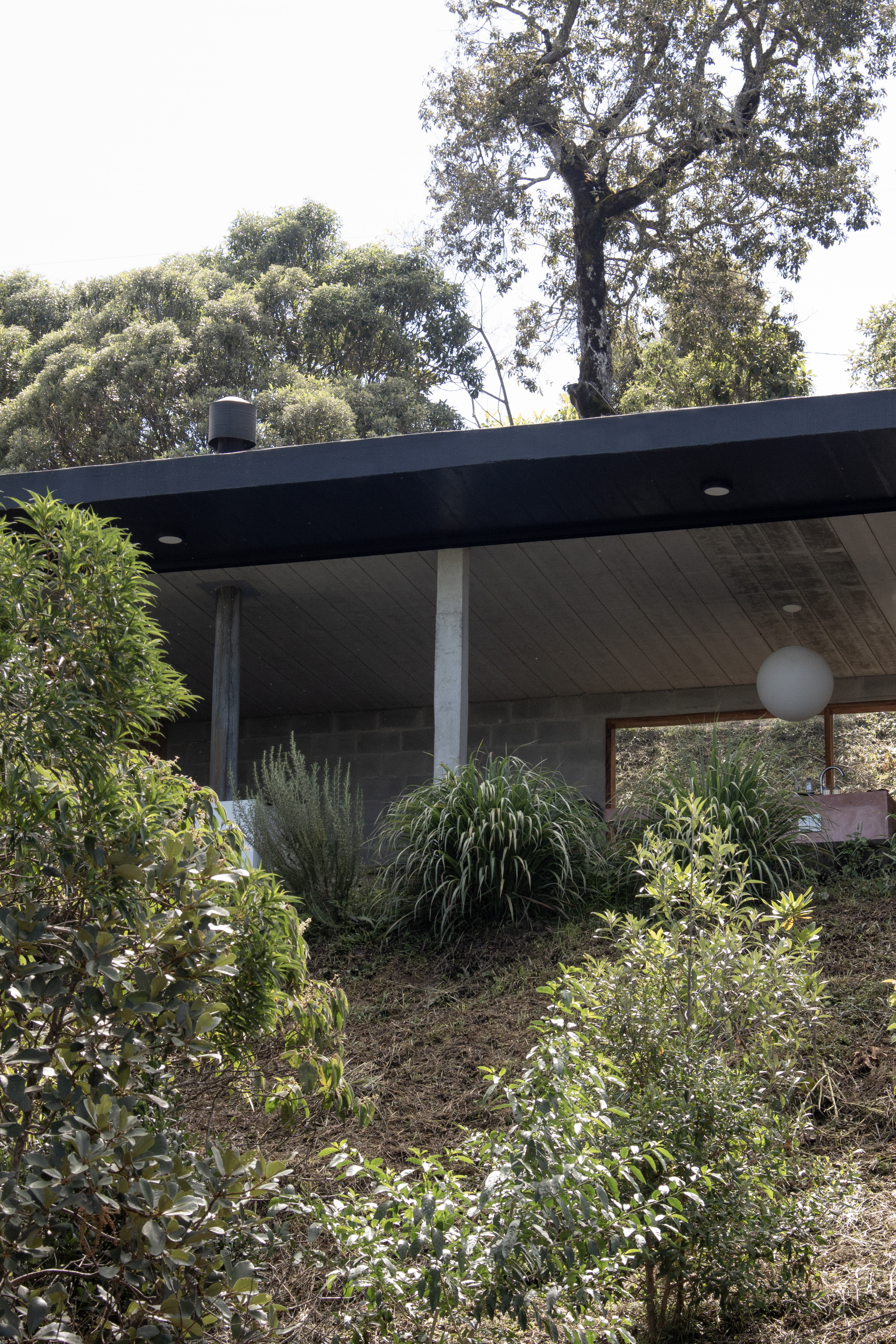 Casa na Bocaina I, CLUBE (coord. de projeto: Luiz Solano).  Silveiras, Brasil, 2022.  3/6