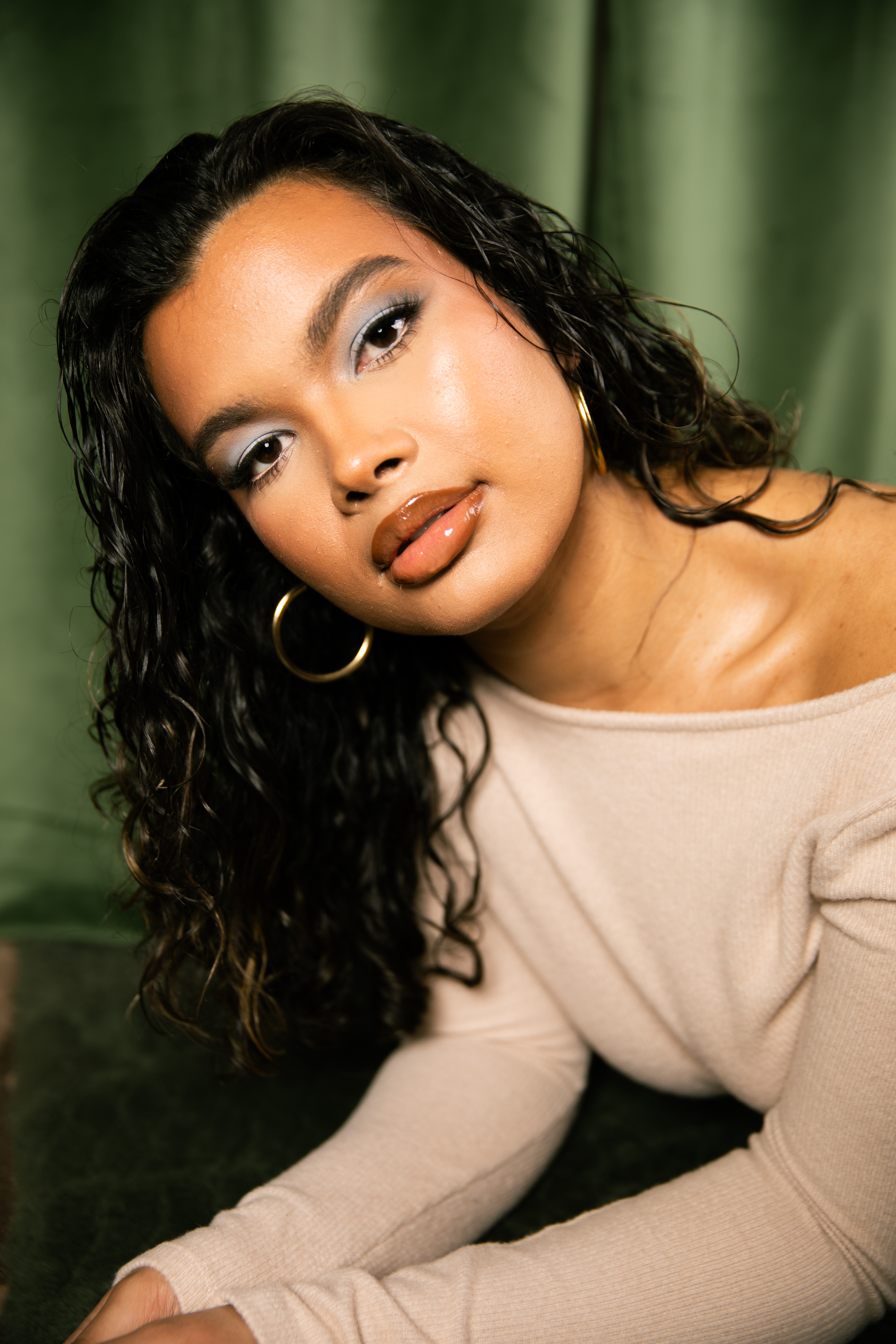 NYAH GRACE - DIVINELY DEVOTED 