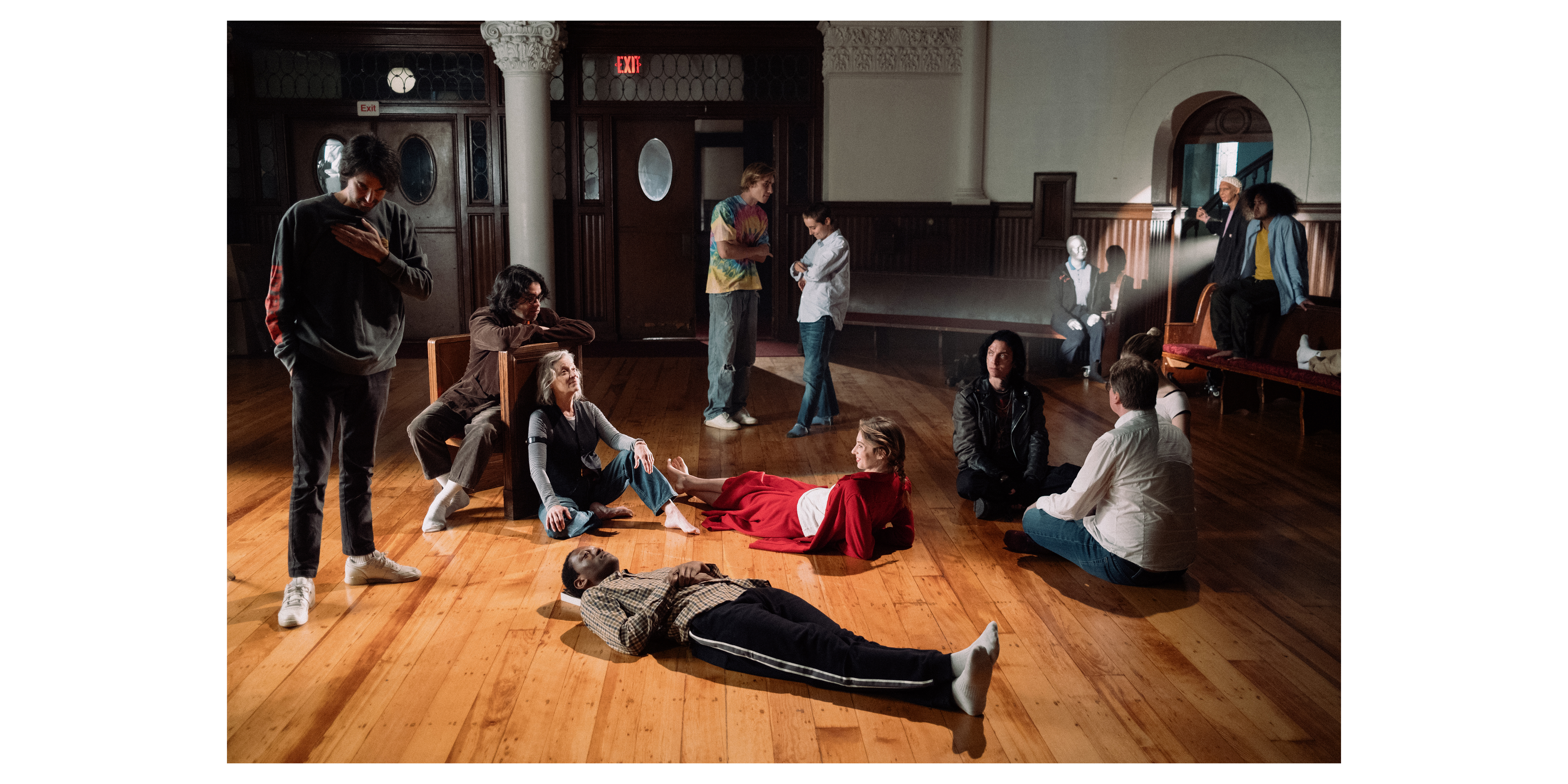 Maya Hawke 'Dark' (2024) Director Alex Ross Perry