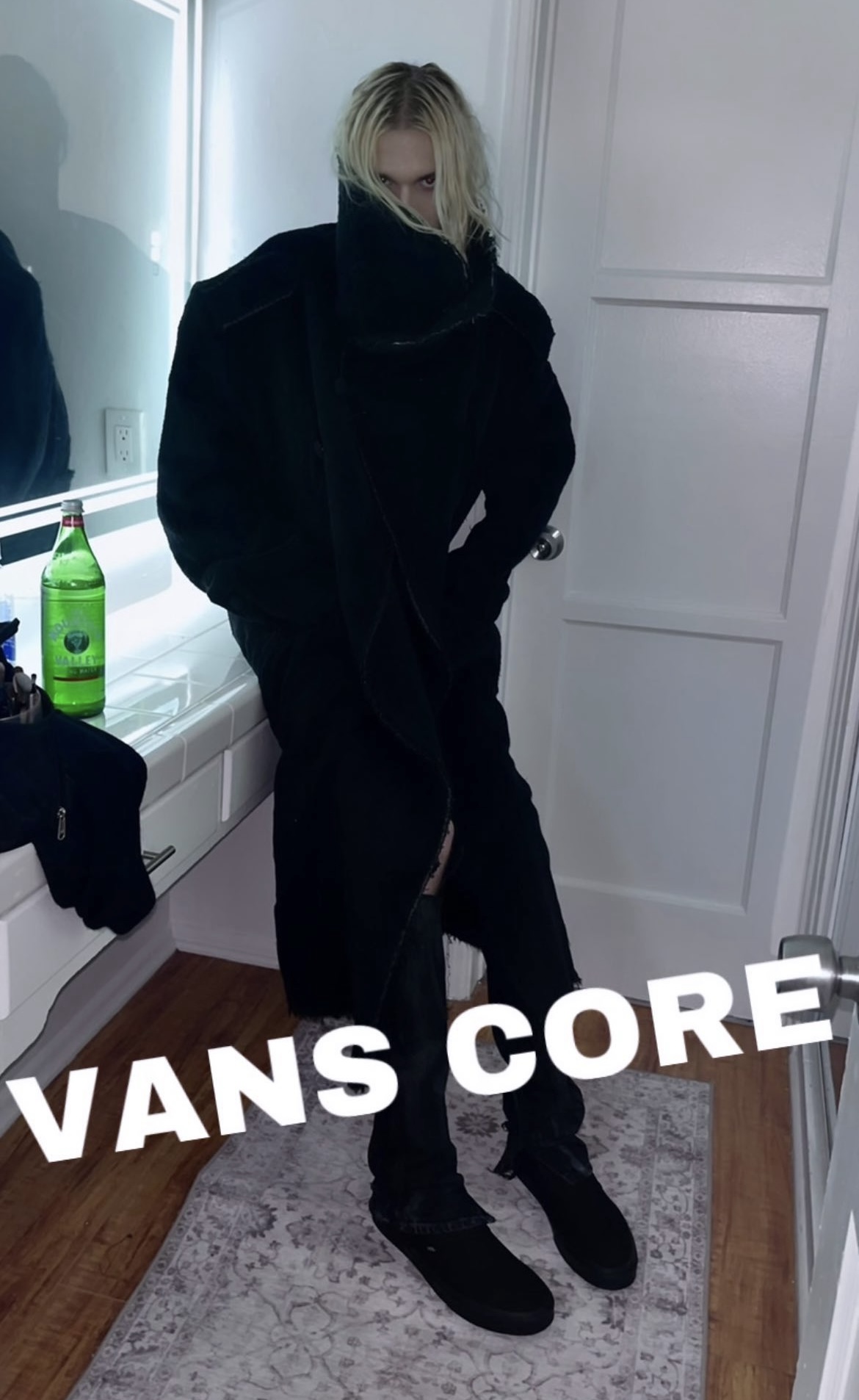 2HOLLIS X THE FACE MAGAZINE.