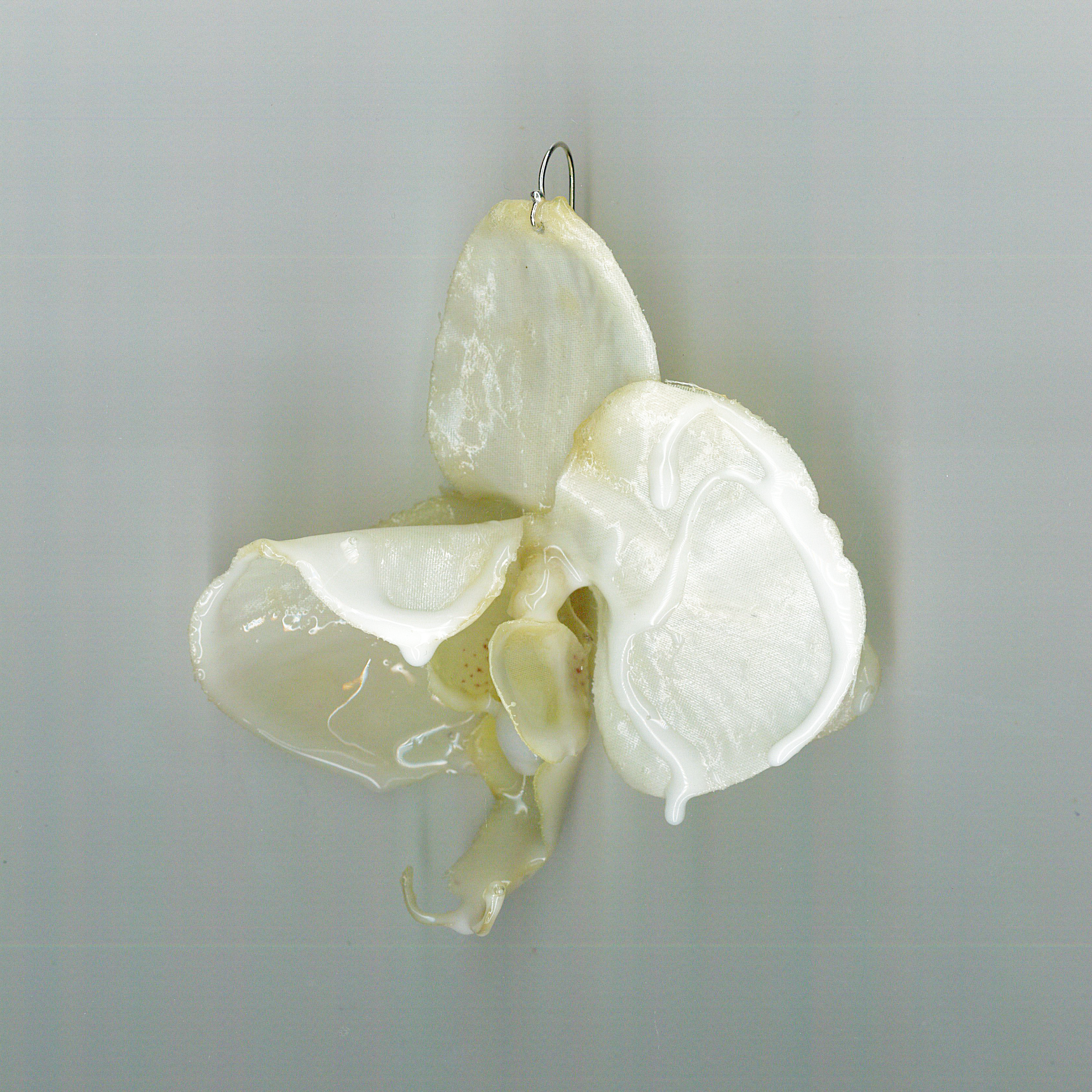 0138-00 MILKY ORCHID EARRING | 250 sek/pc
