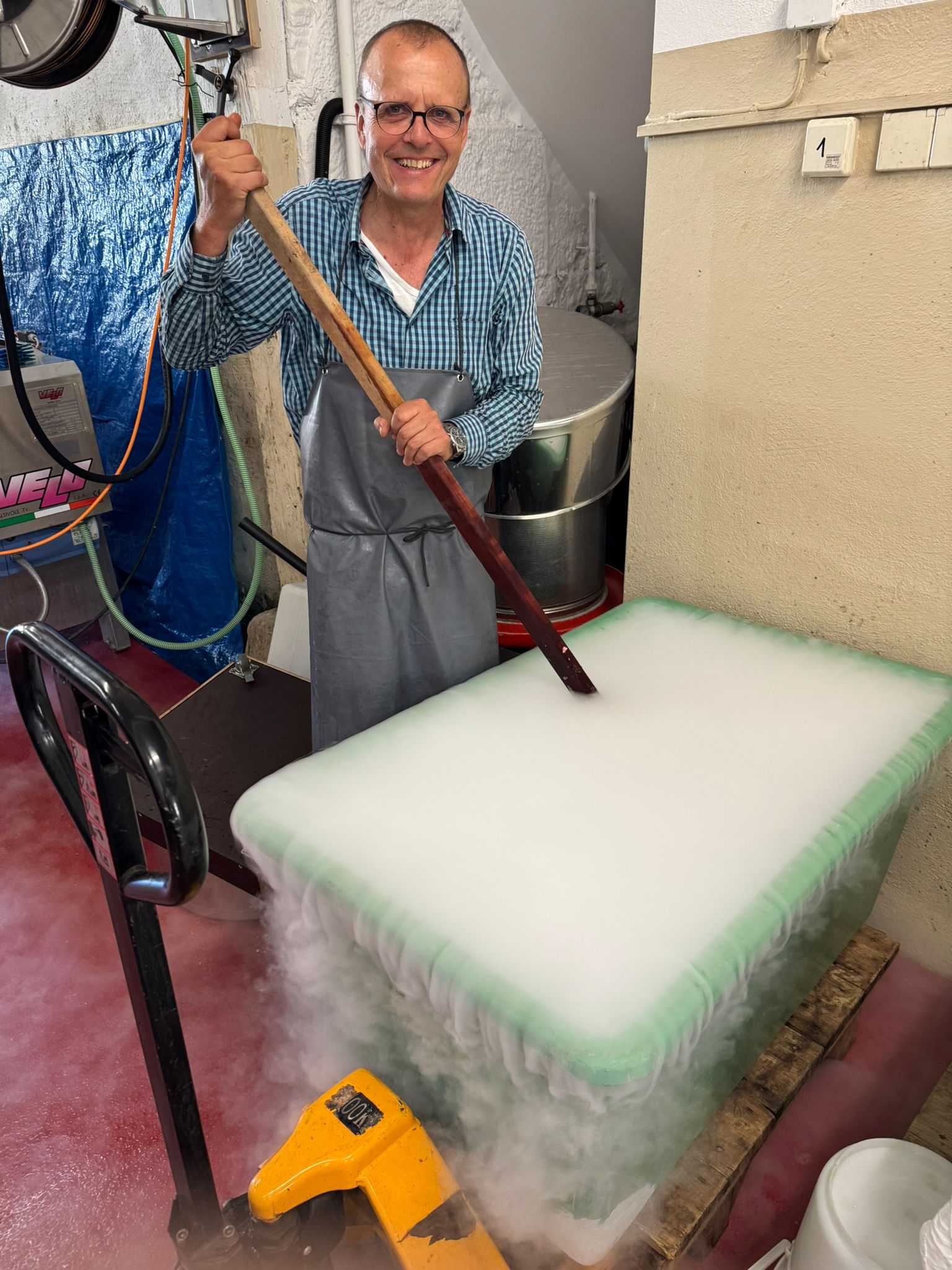 Rosé-Maische von 24 Grad auf 20 Grad runtergekühlt - September 2025