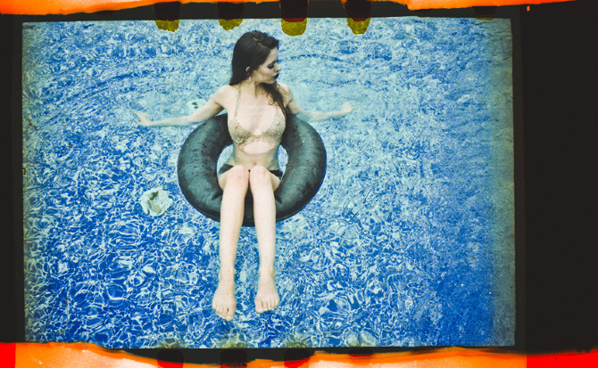 Pool Photography by José Enrique Montes Hernandez 