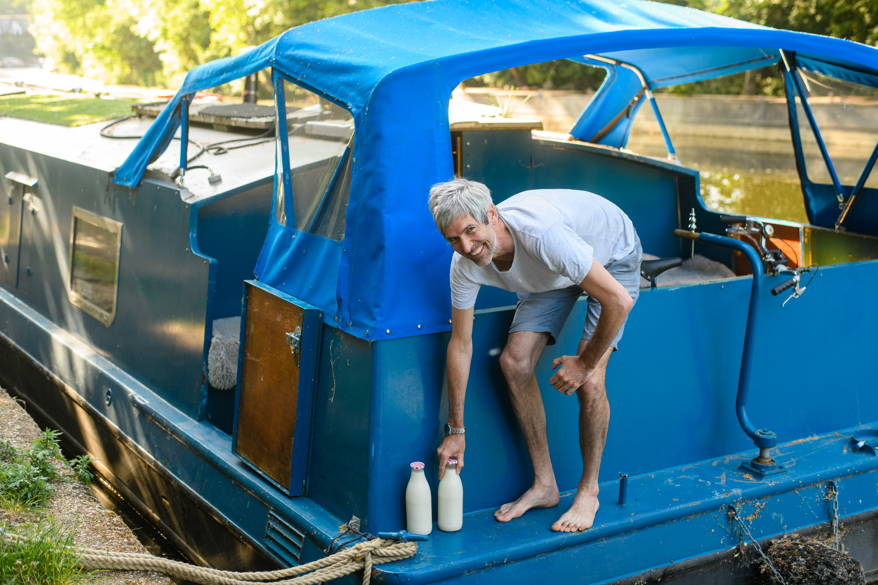 Henry's new oat milk business was so new that he didn't even have a name when Jørn the photographer was there. Jørn suggested b-OAT and that's the name now. Oat milk on reusable milk bottles. www.b-oatmilk.com